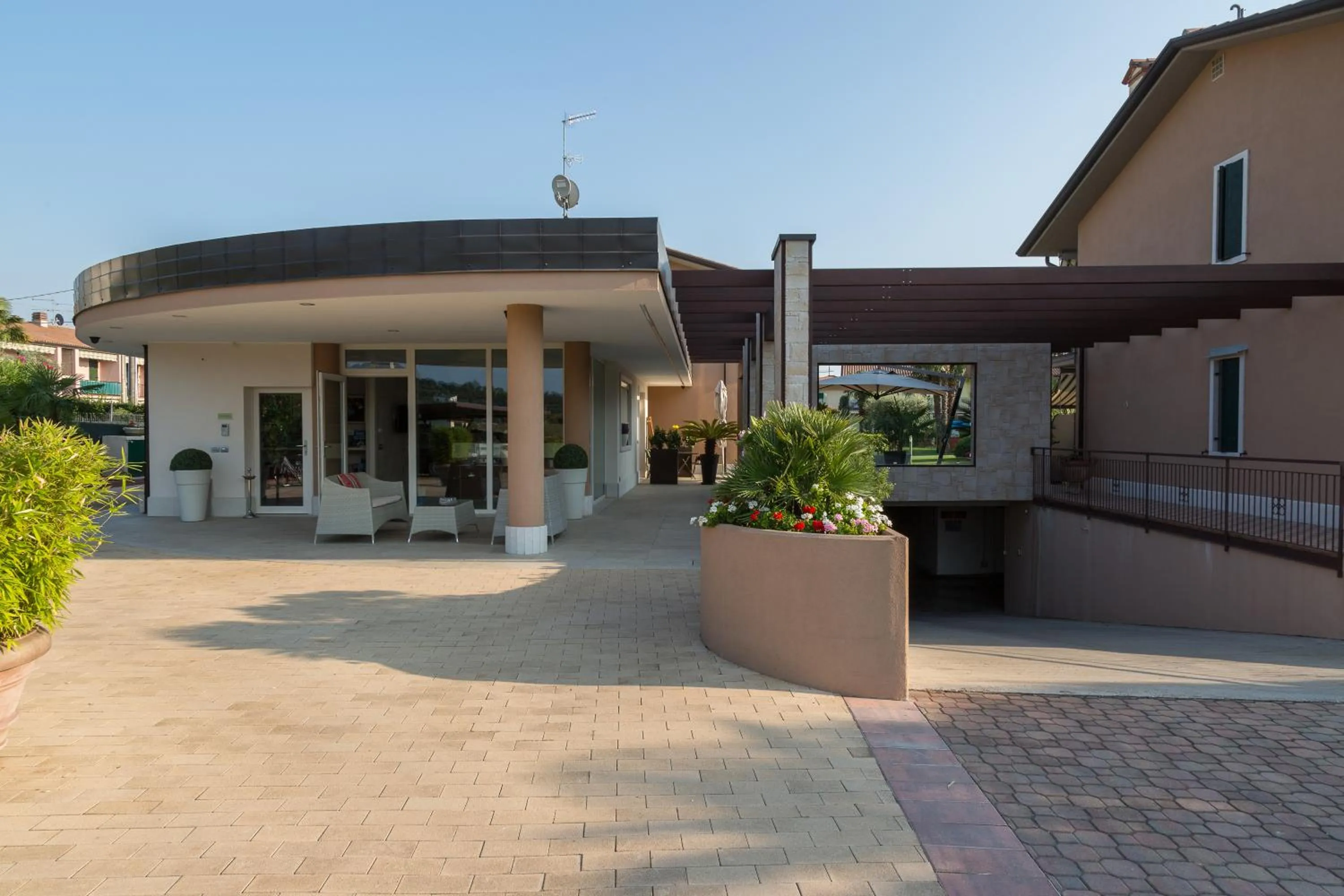 Facade/entrance in Residence La Margherita