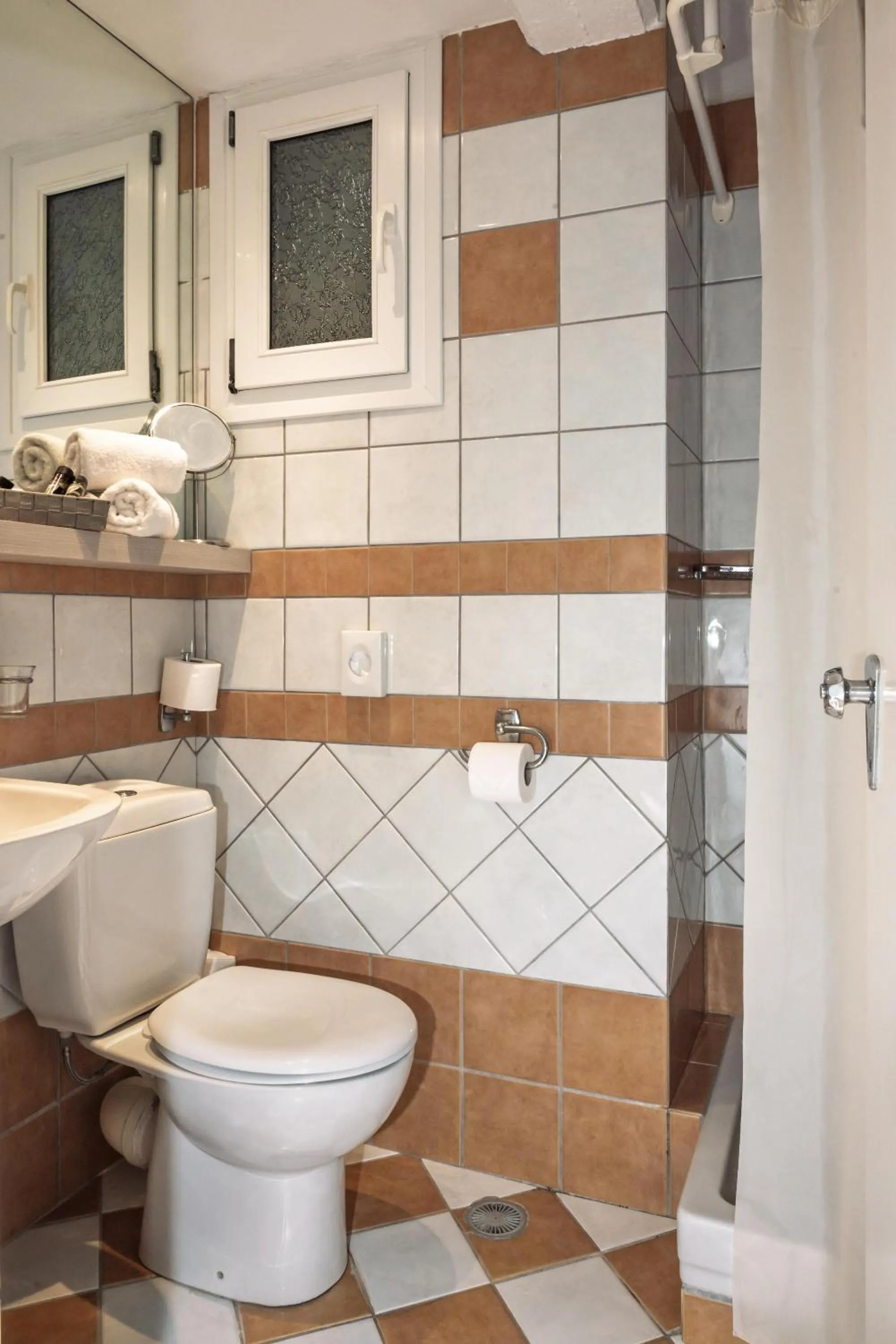 Shower in The Grove Seaside Hotel