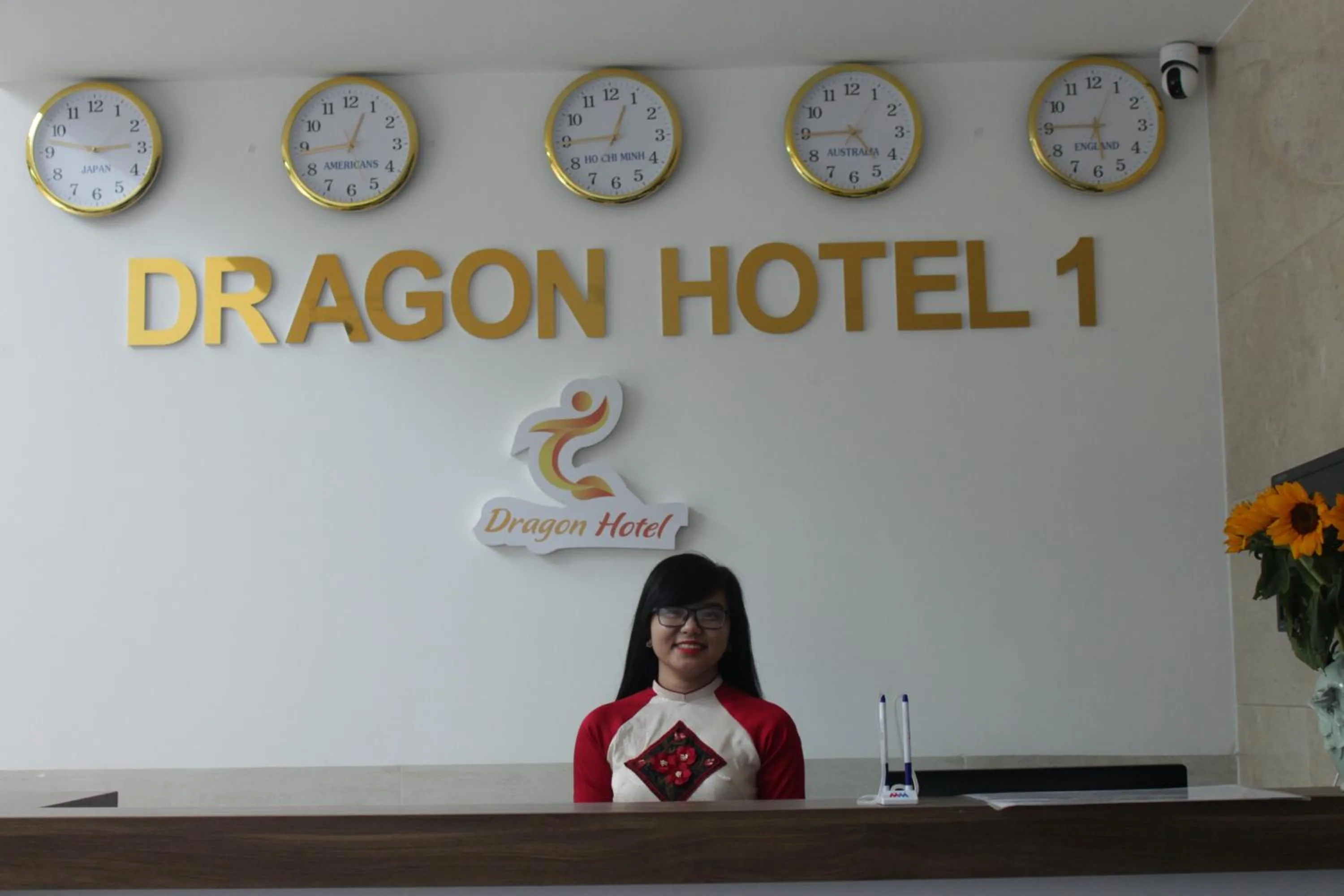DRAGON HOTEL 1