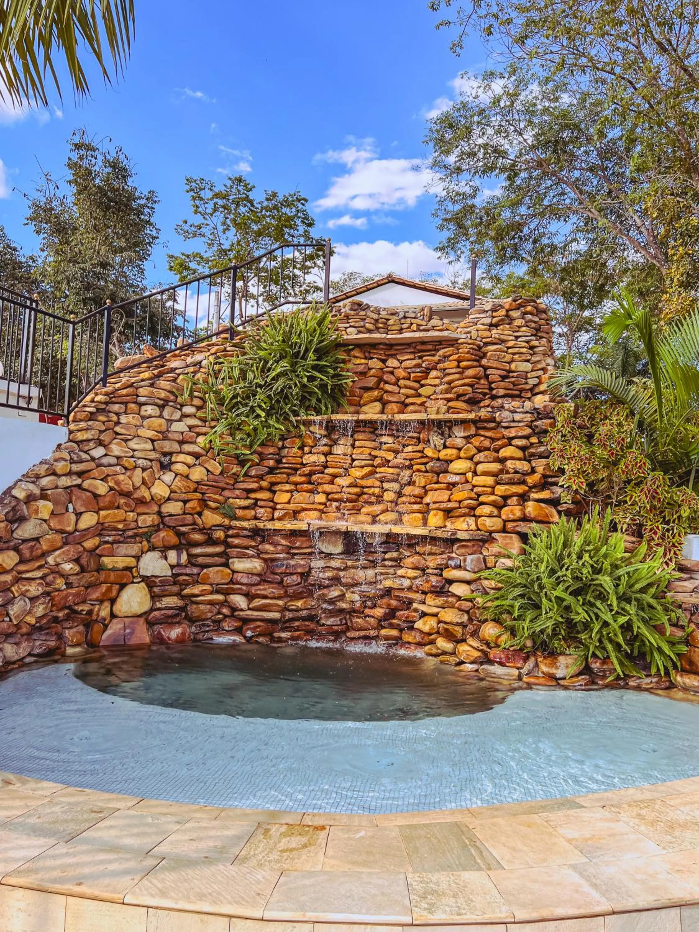Swimming pool in Chalés Terraviva