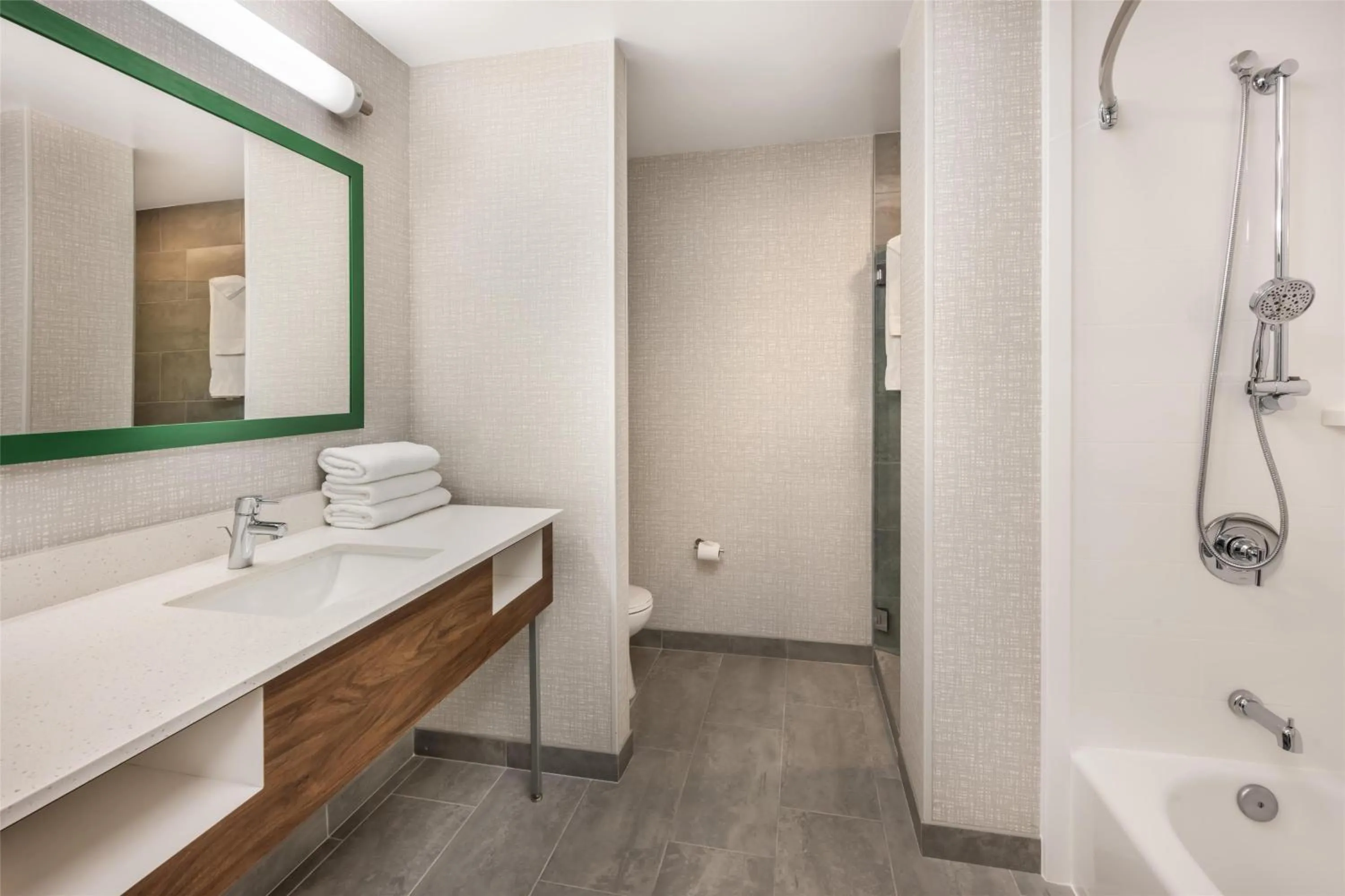 Bathroom in Hampton Inn and Suites Coeur d'Alene