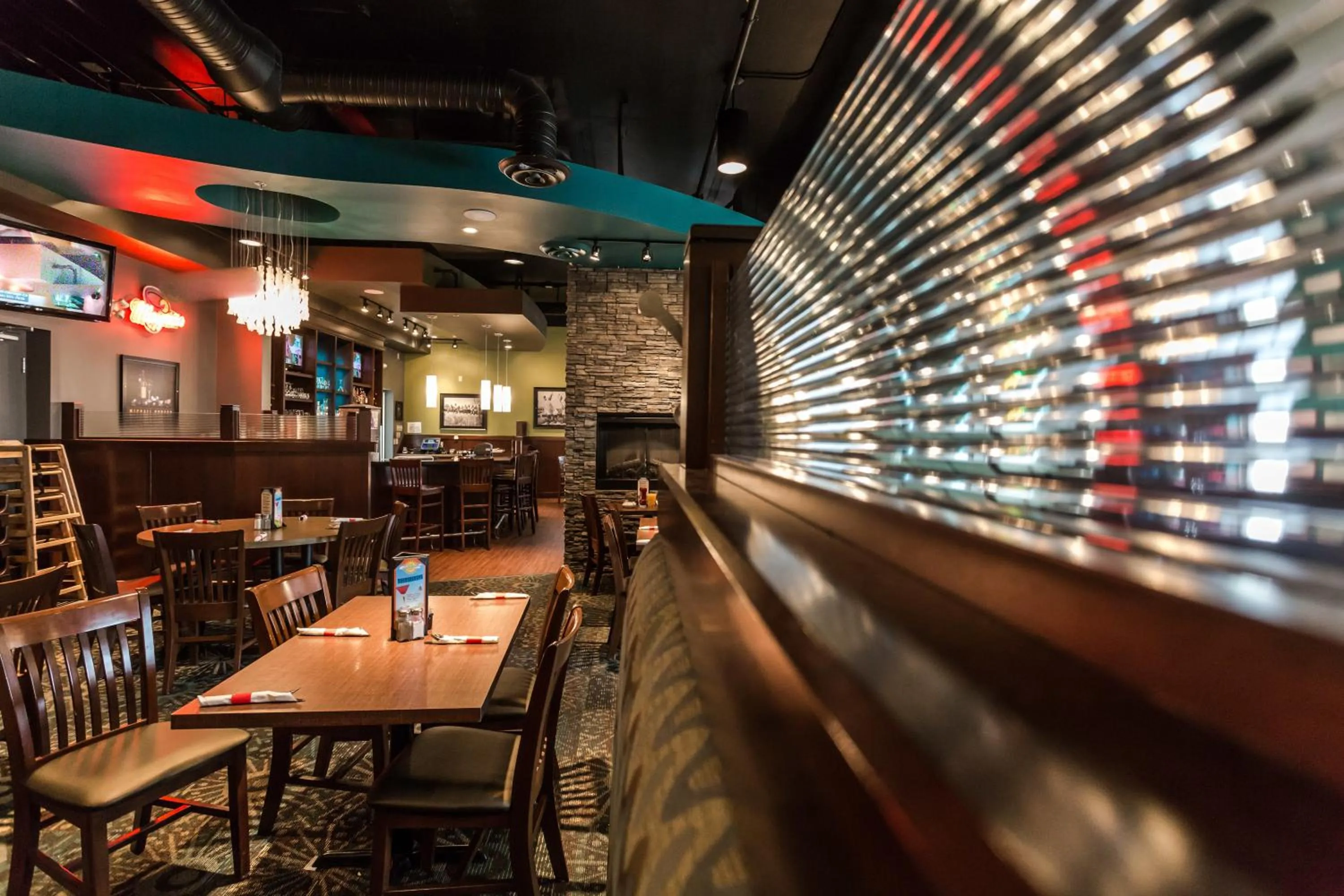 Restaurant/places to eat in Days Inn & Suites by Wyndham Edmonton Airport