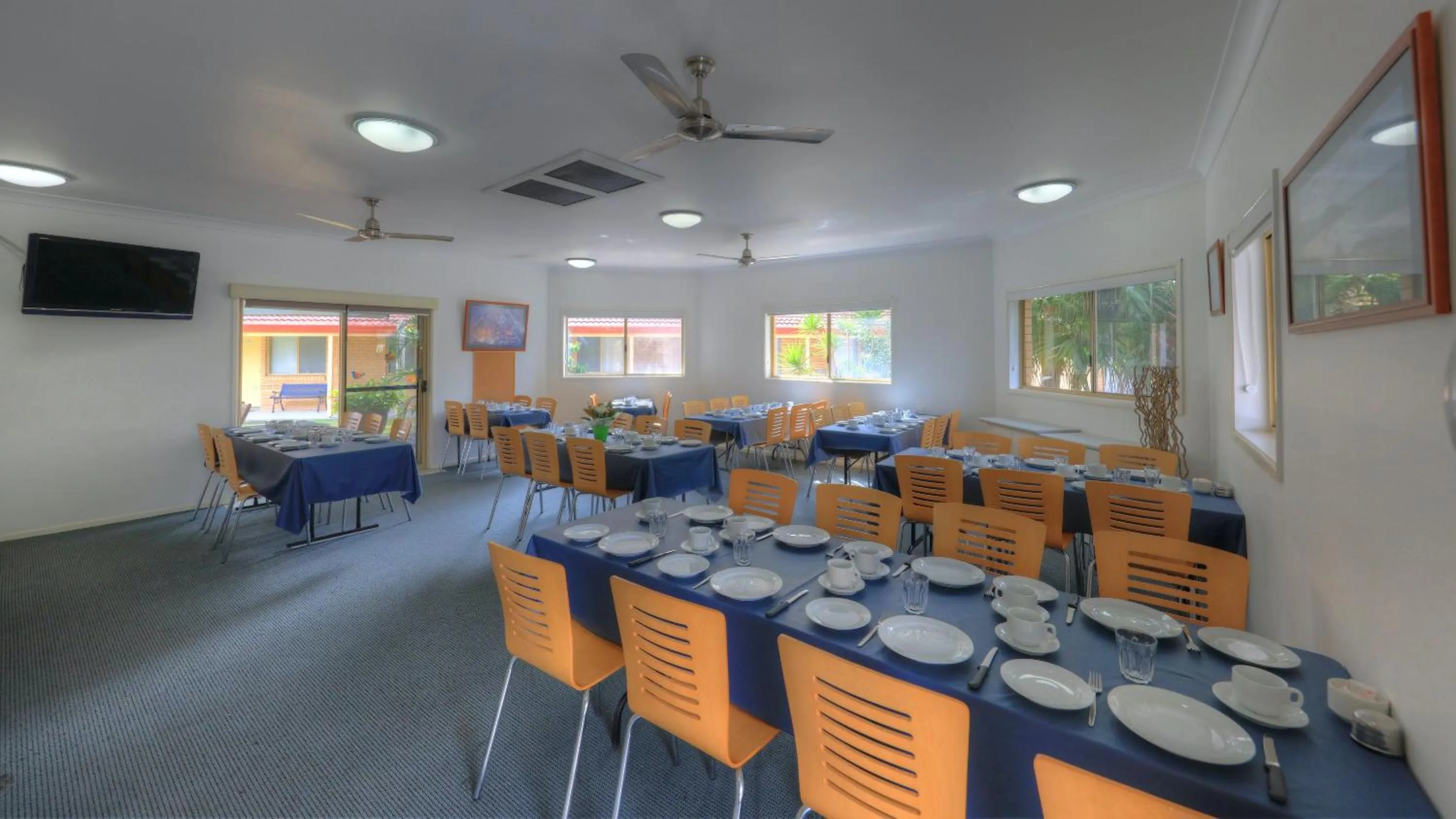 Dinner in Yamba Motor Inn