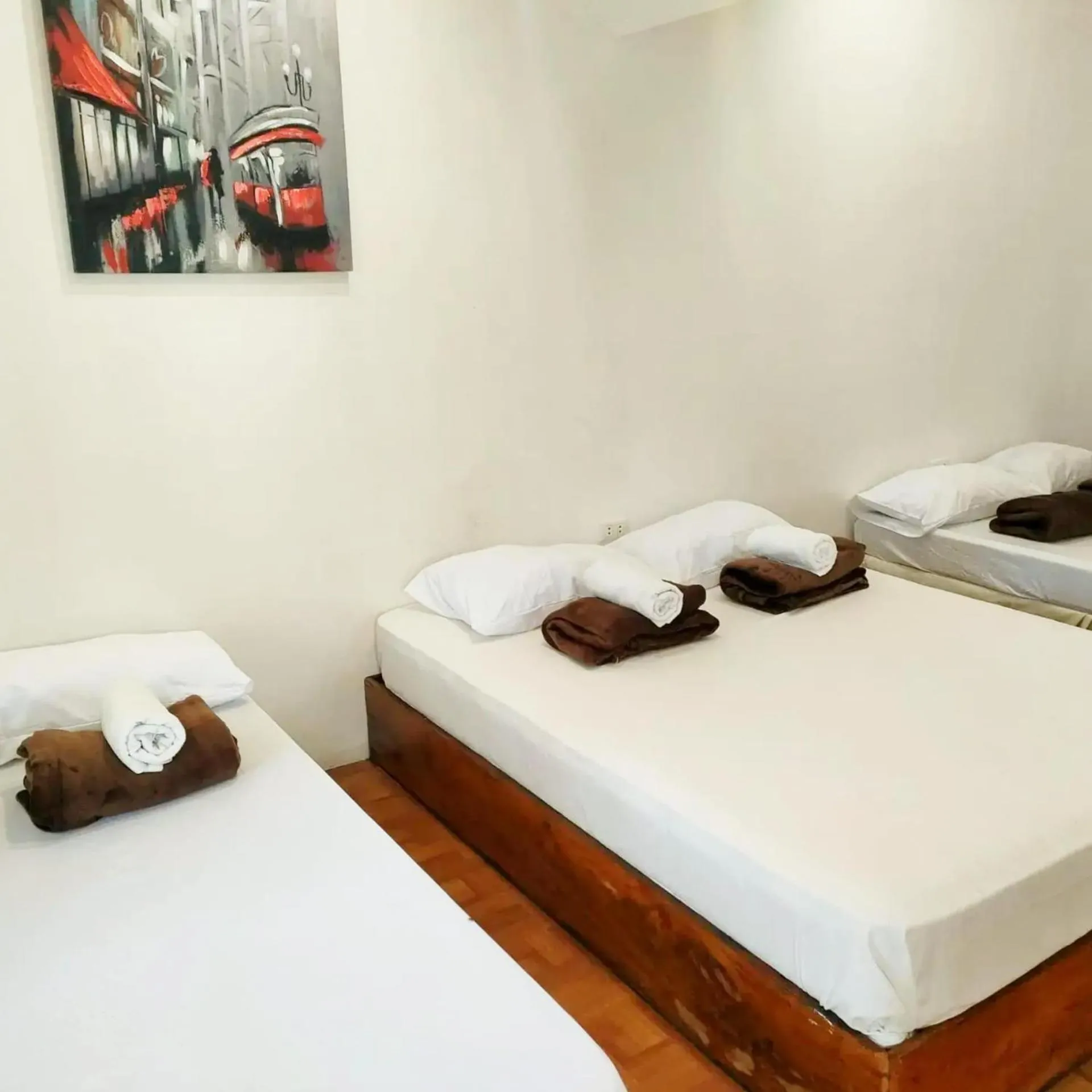 Bed in Siargao Tropic Hostel