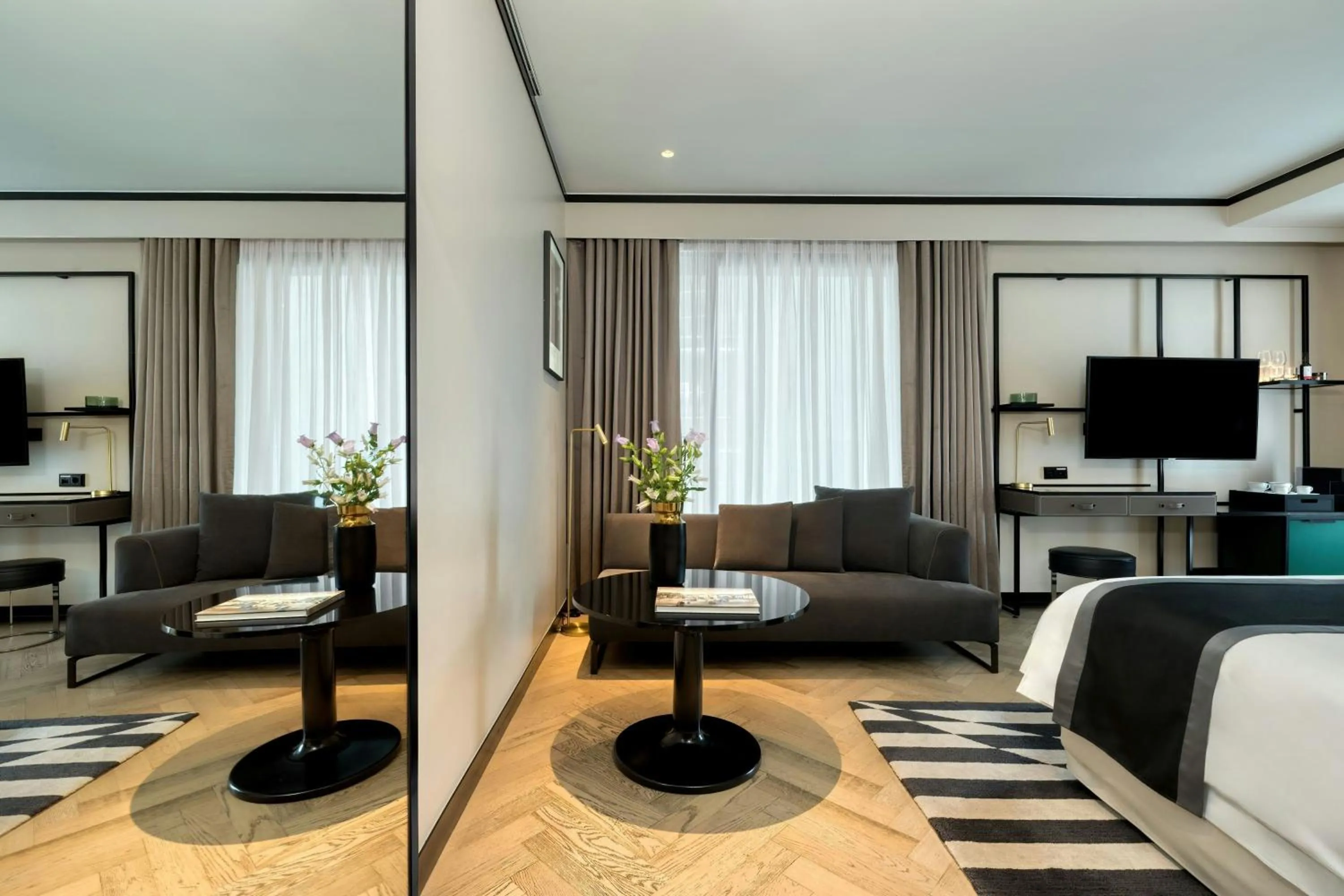 Photo of the whole room in Academias Hotel, Autograph Collection