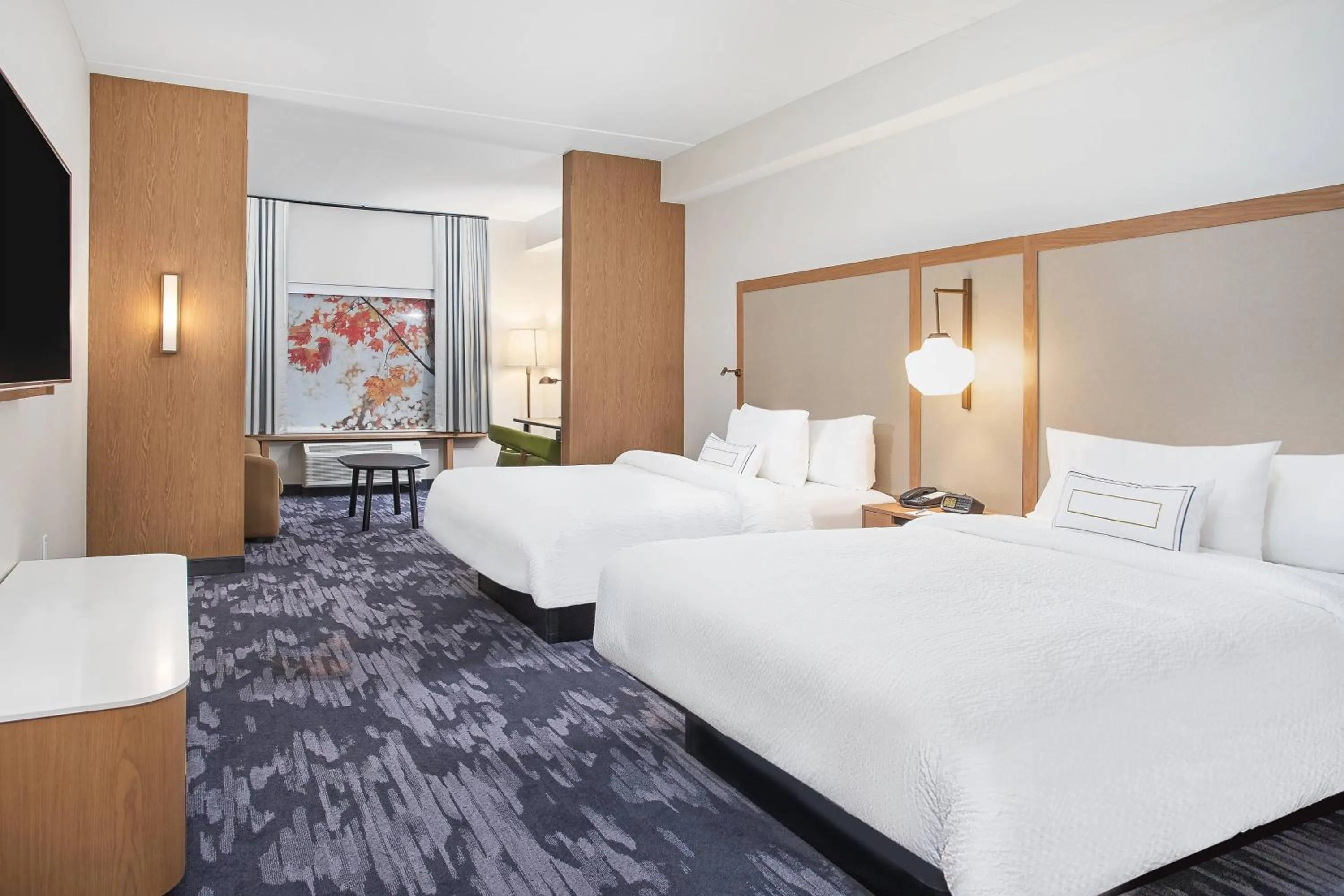 Photo of the whole room, Bed in Fairfield Inn & Suites by Marriott Pigeon Forge