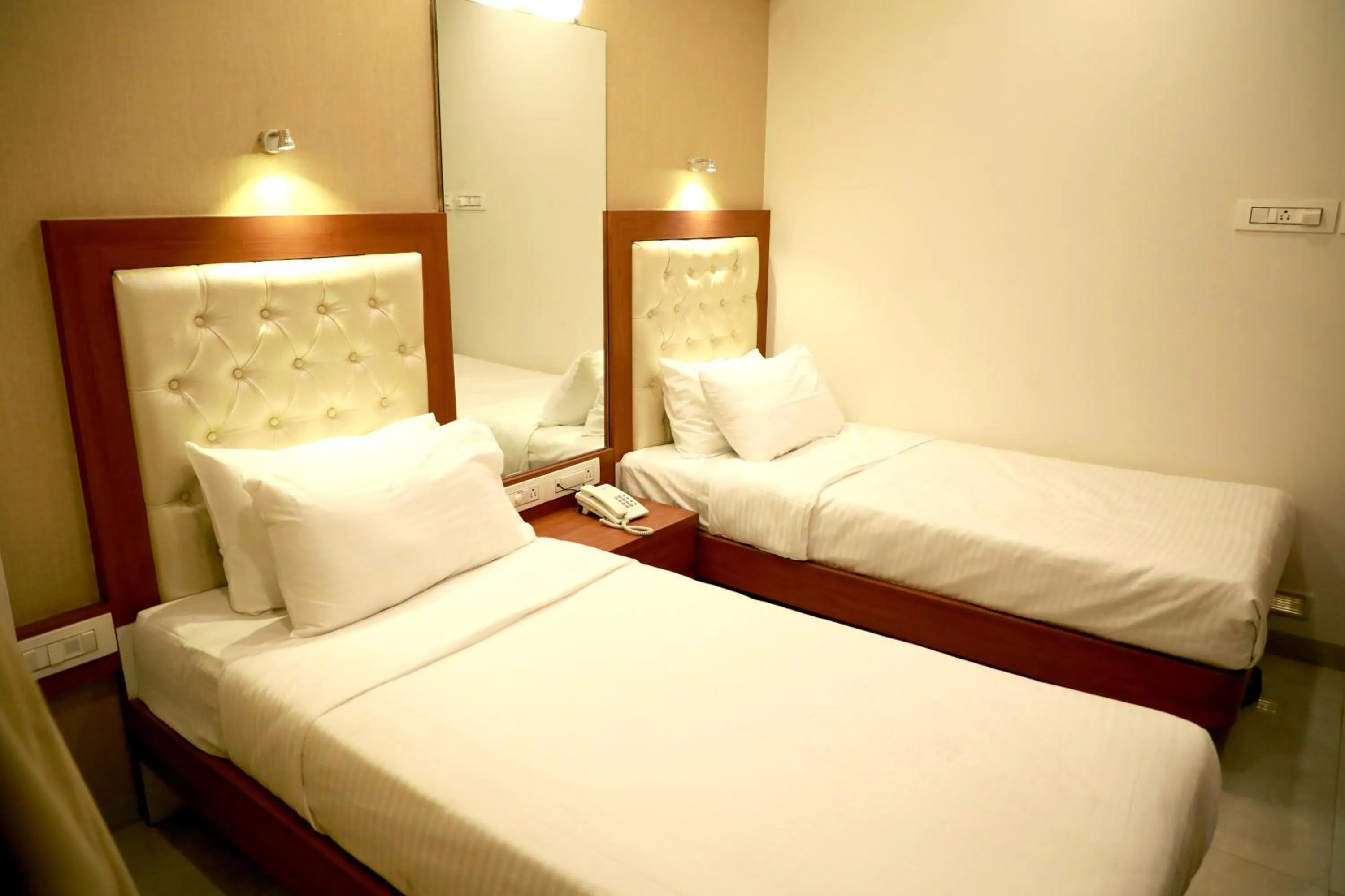 Bed in Hotel Lords, Fort