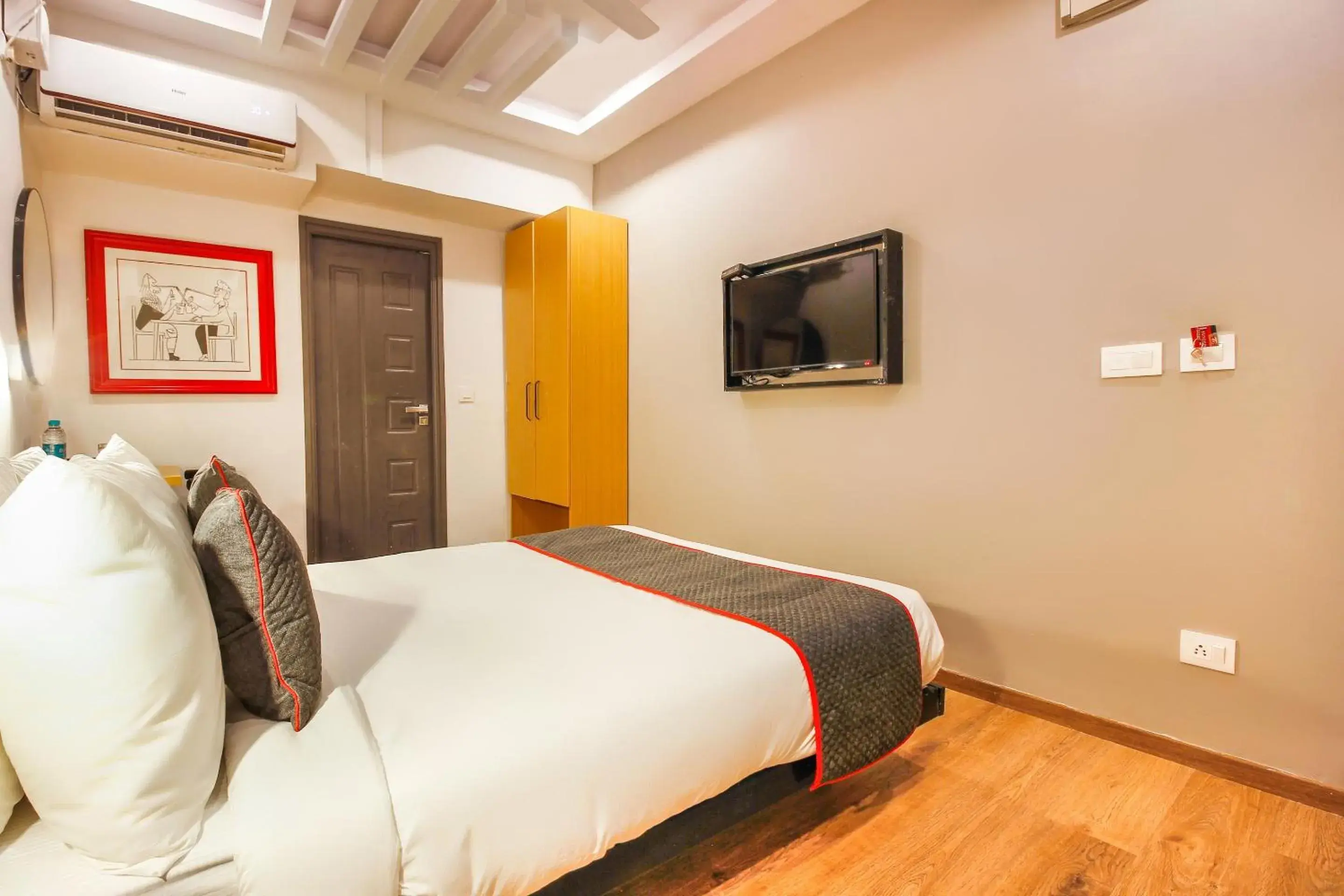 Deluxe Triple Room - single occupancy in Super Townhouse RCC Sunrise Deluxe Triple Room - single occupancy in Super Townhouse RCC Sunrise