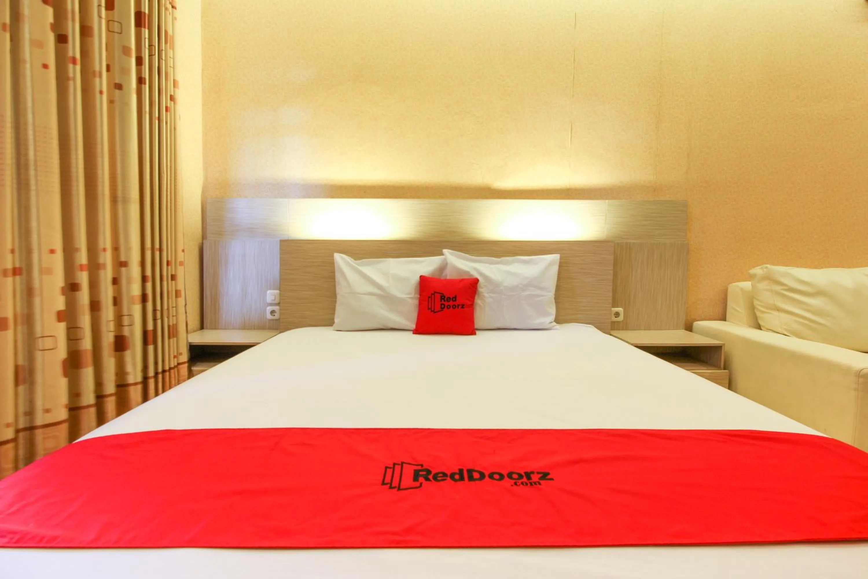 Property building, Bed in RedDoorz near Candi Ratu Boko