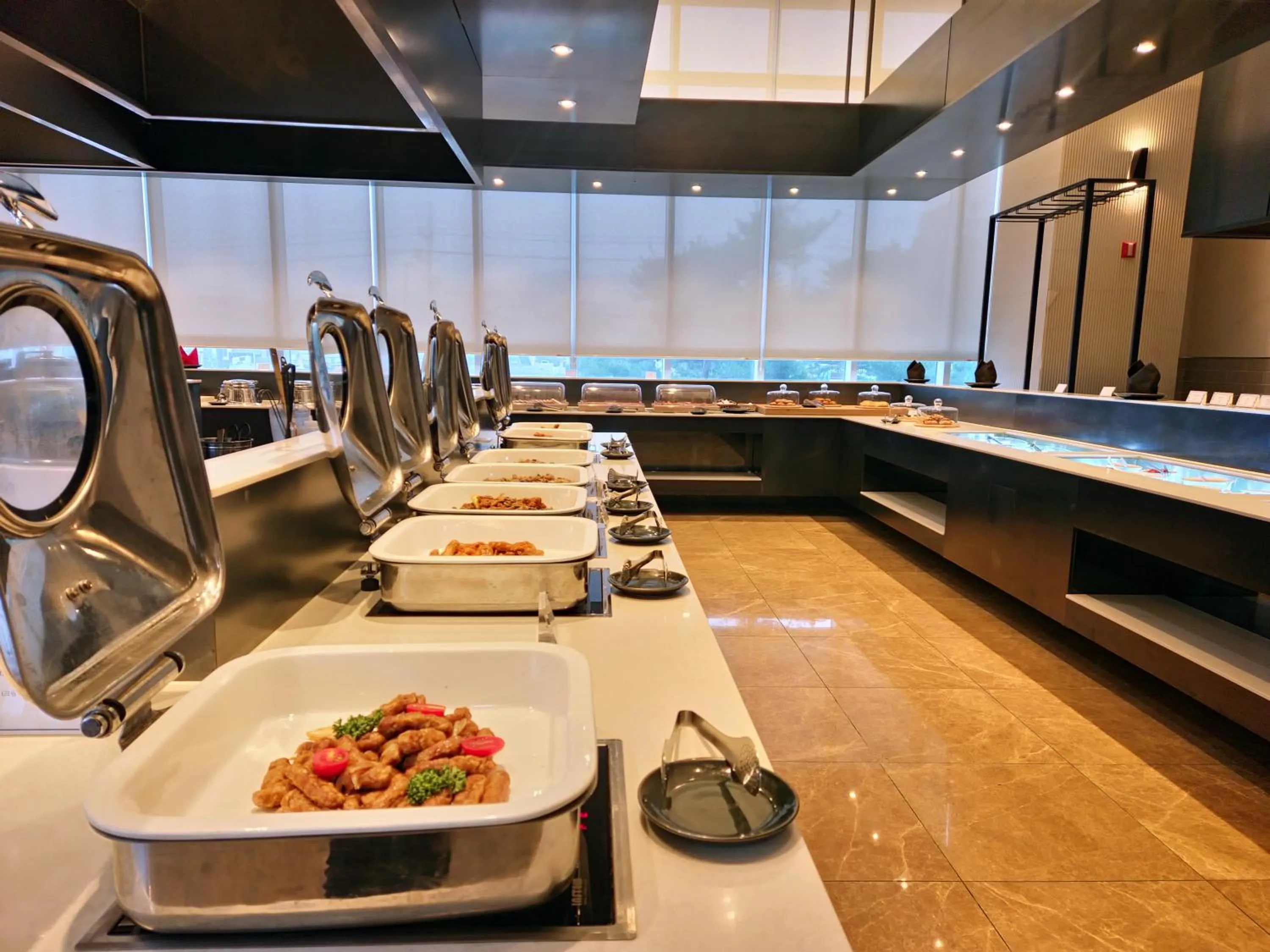 Breakfast in MD Hotel Doksan