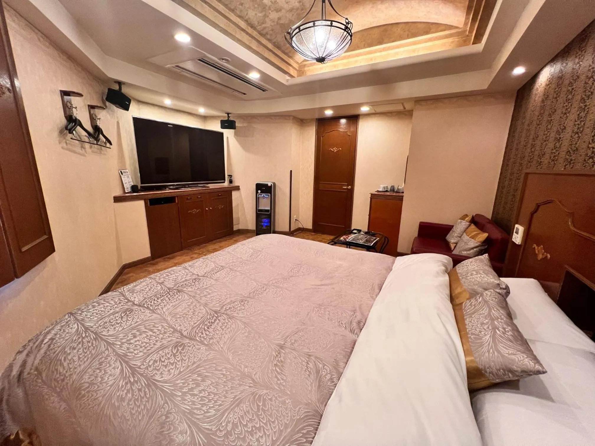 Bed in Hotel Crystal Gate Nagoya - Couple Hotel