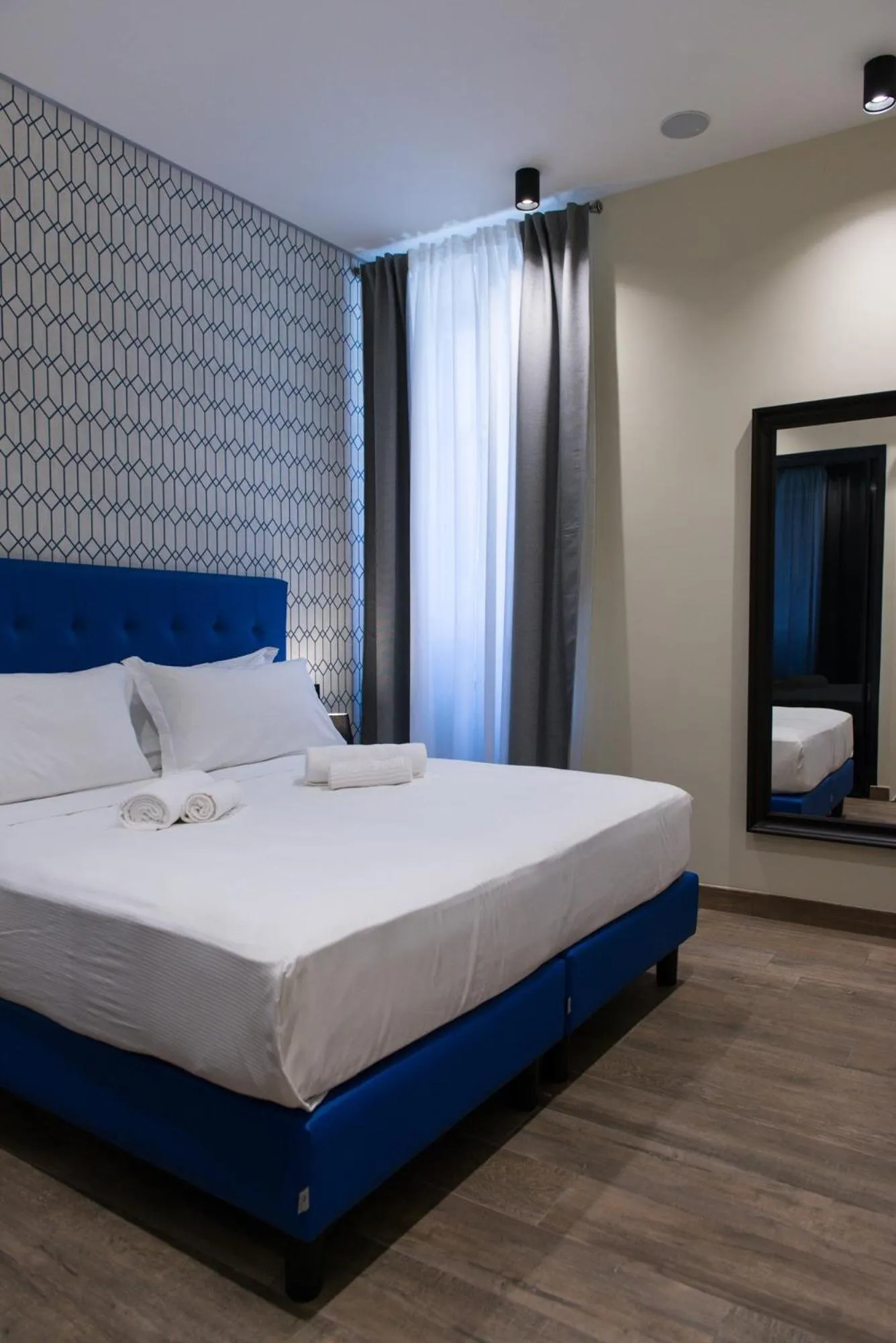 Shower, Bed in St. Peter Manor