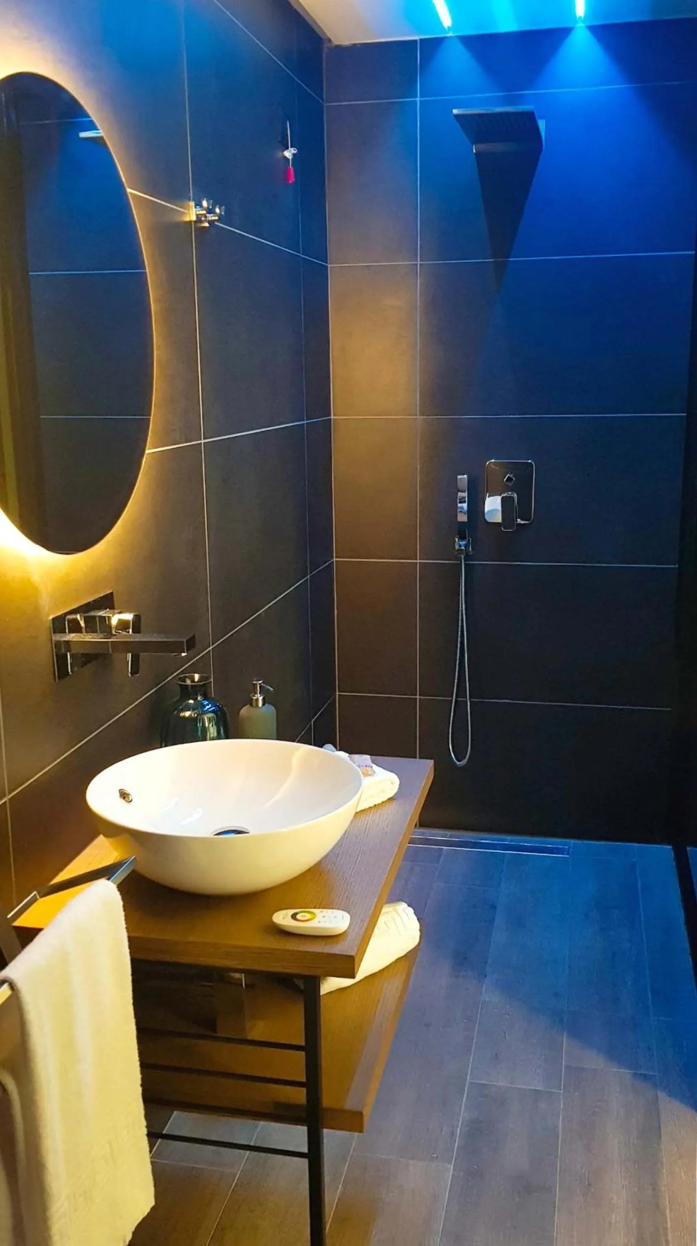 Bathroom in St. Peter Manor