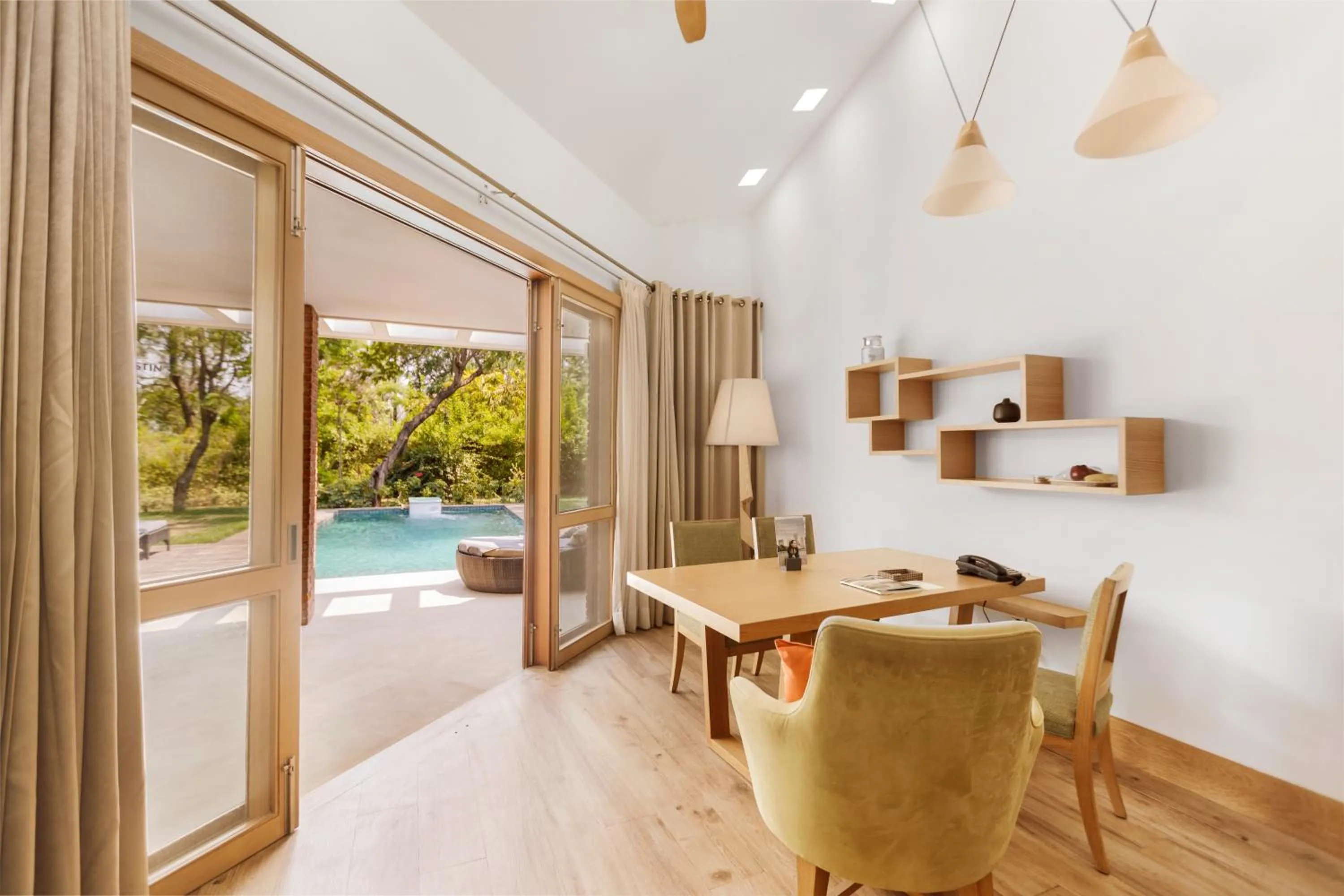 Living room in The Westin Sohna Resort & Spa