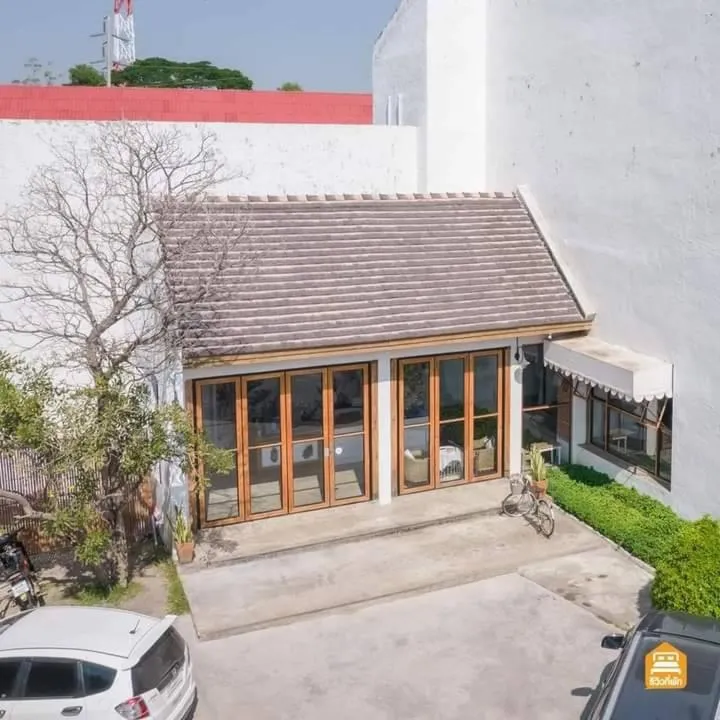 Bird's eye view in White Wall Riverfront Hotel