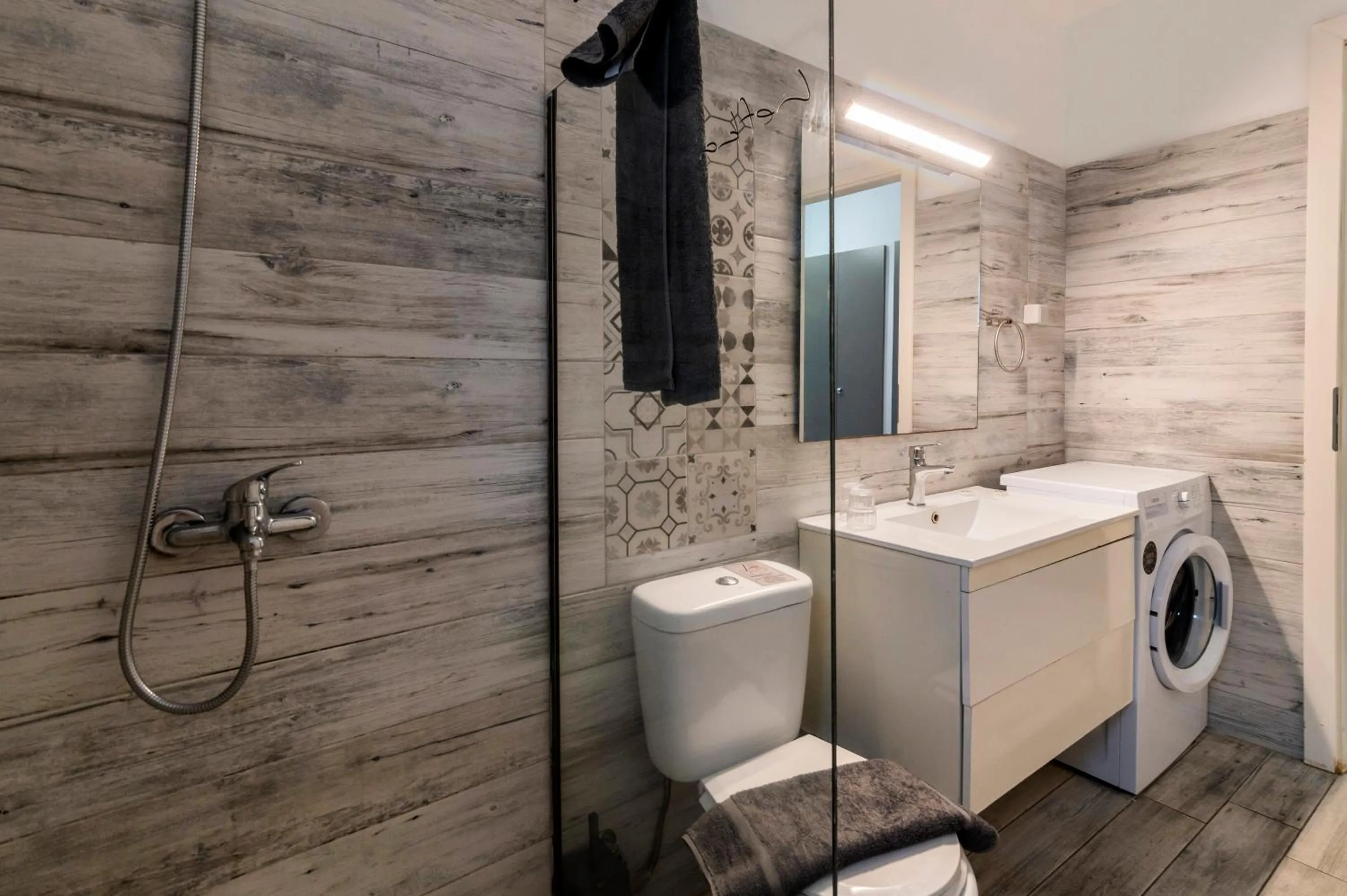 Shower in Lefka Hotel & Apartments