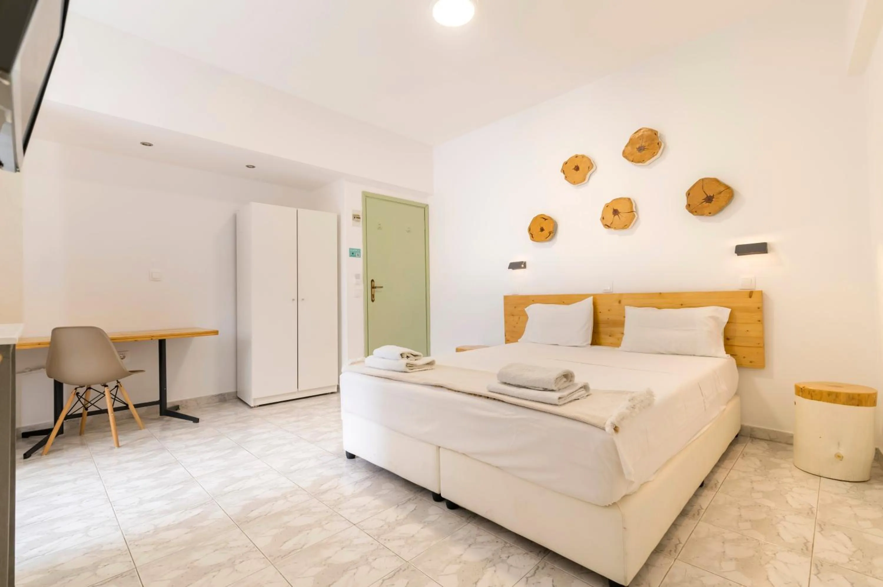 Bedroom, Bed in Lefka Hotel & Apartments
