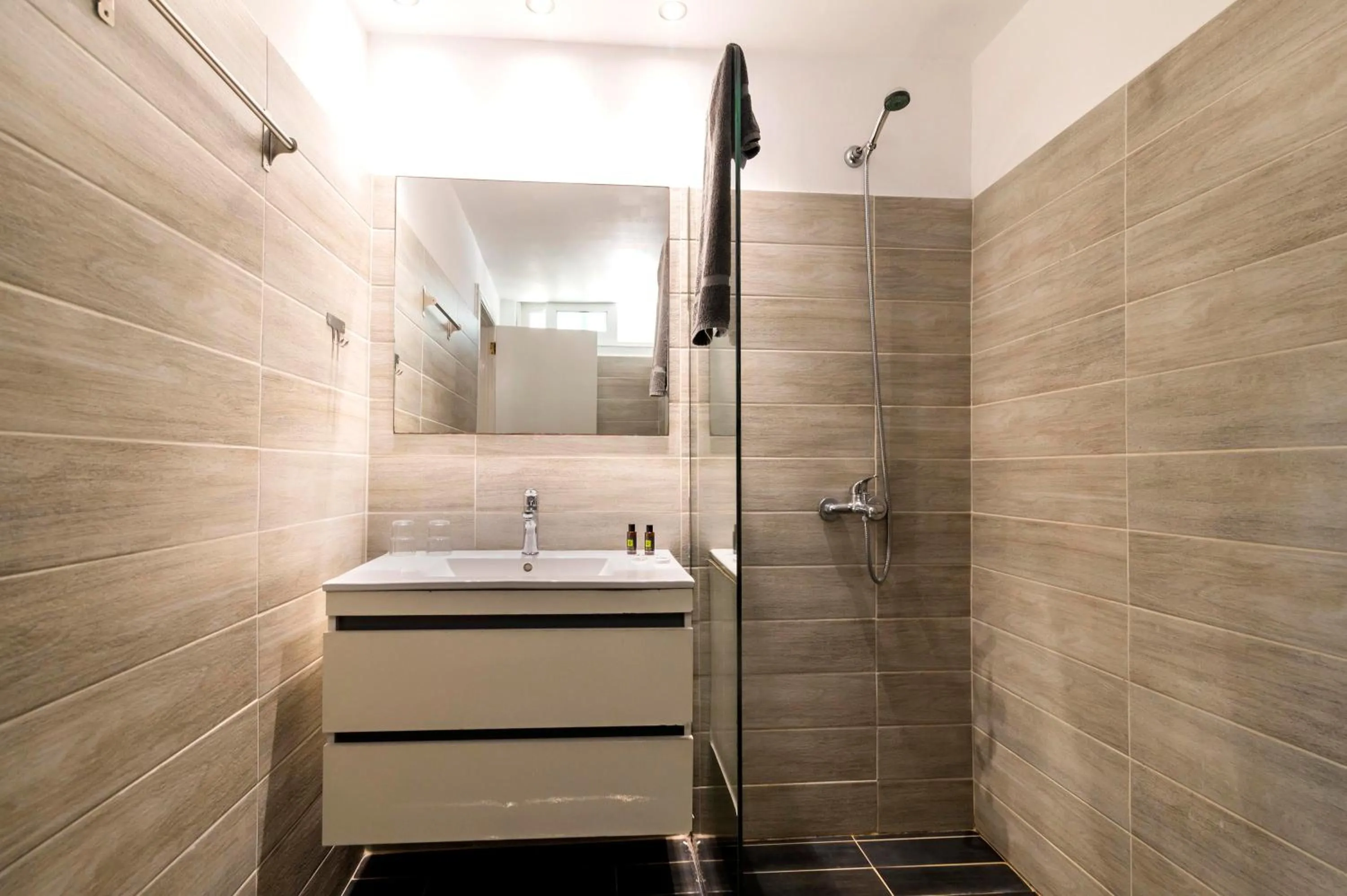 Shower in Lefka Hotel & Apartments