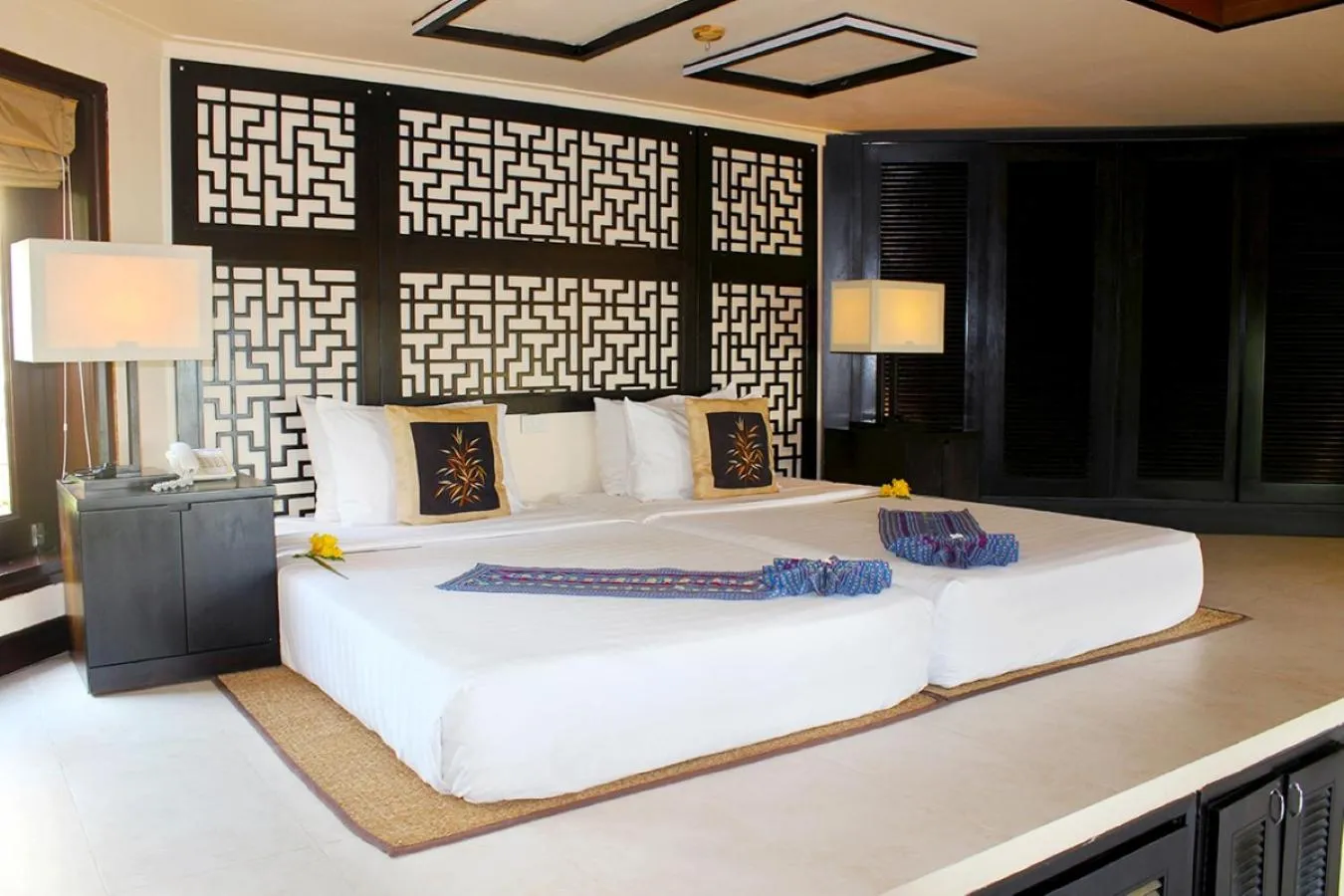 Bed in Poshanu Boutique Resort
