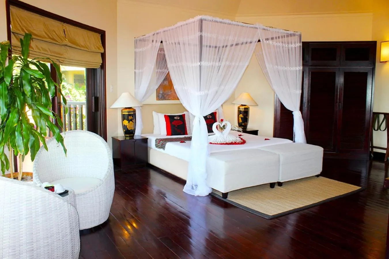 Photo of the whole room, Bed in Poshanu Boutique Resort