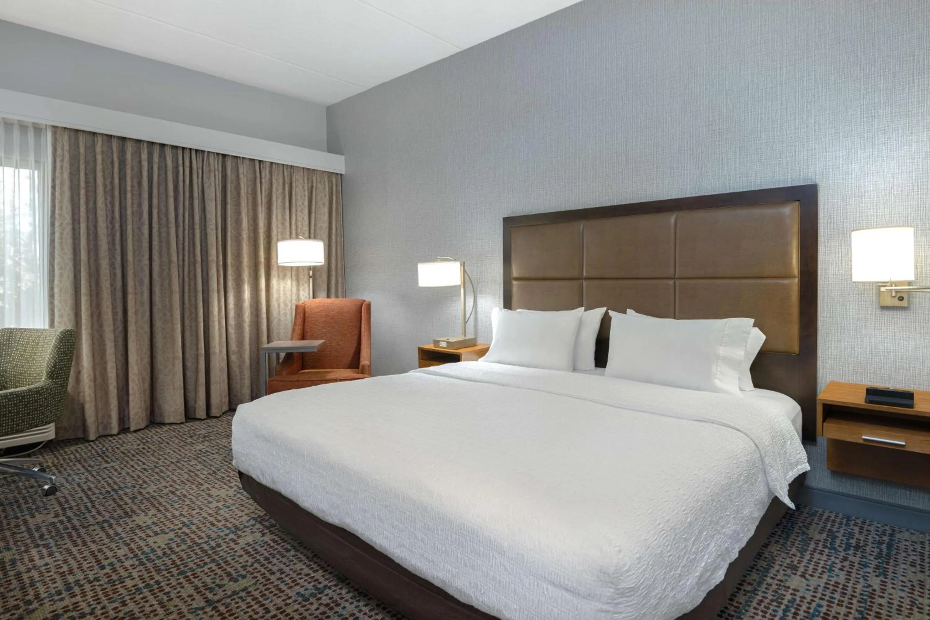 Bed in Hampton Inn Tallahassee-Central