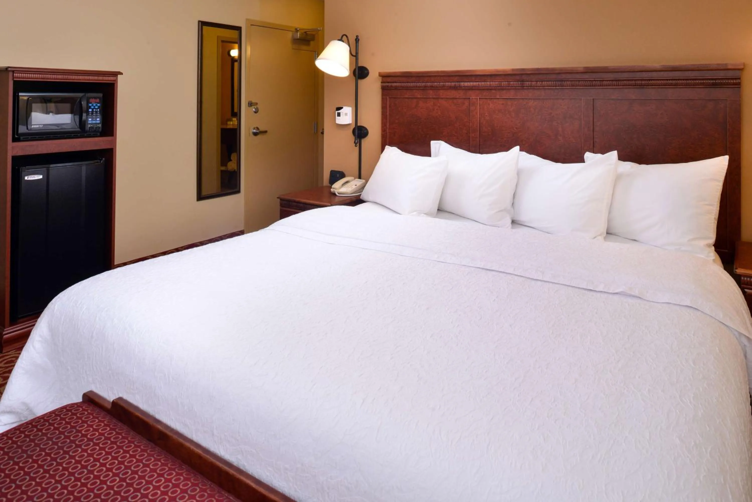 Bed in Hampton By Hilton Lincoln