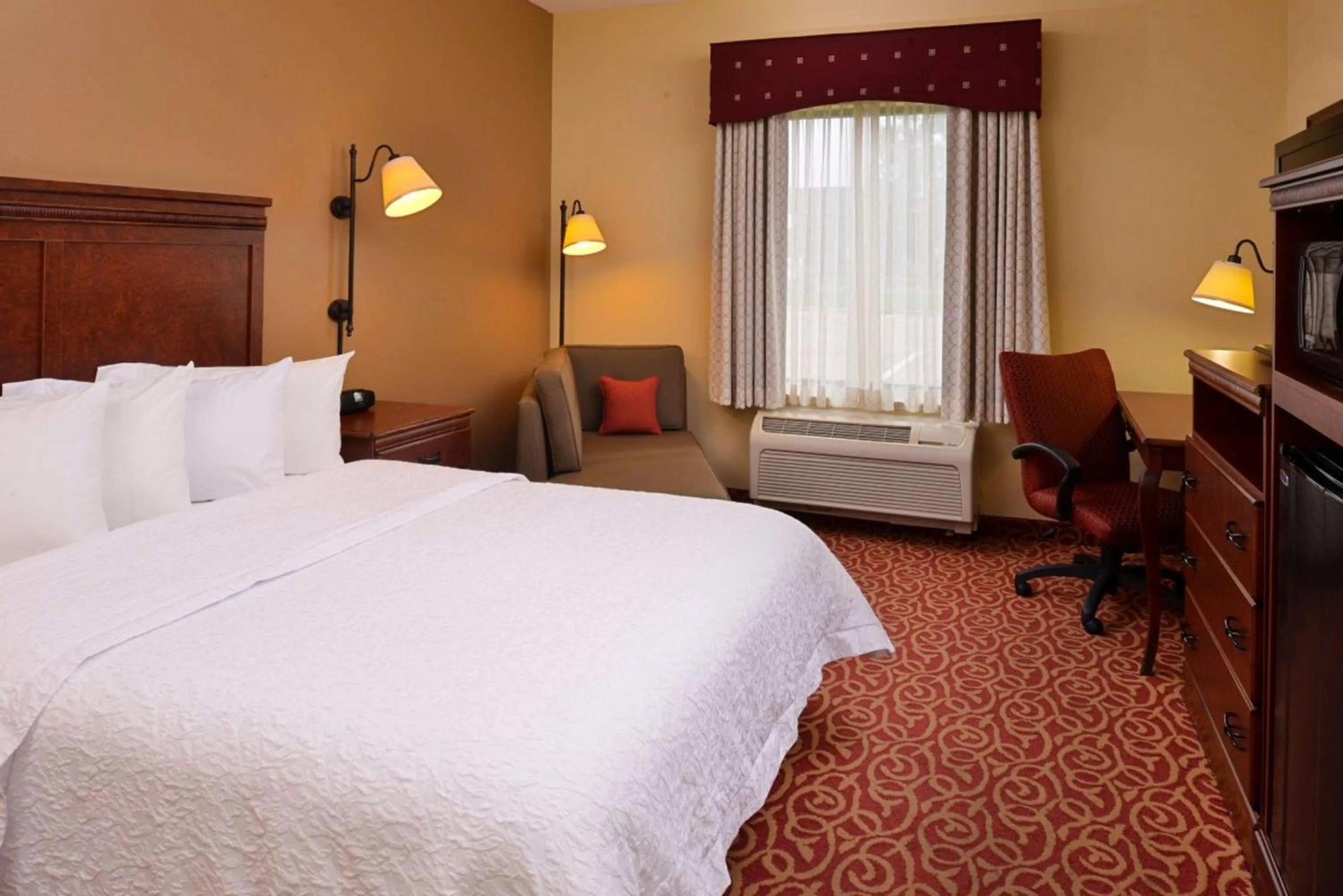 Bed in Hampton By Hilton Lincoln