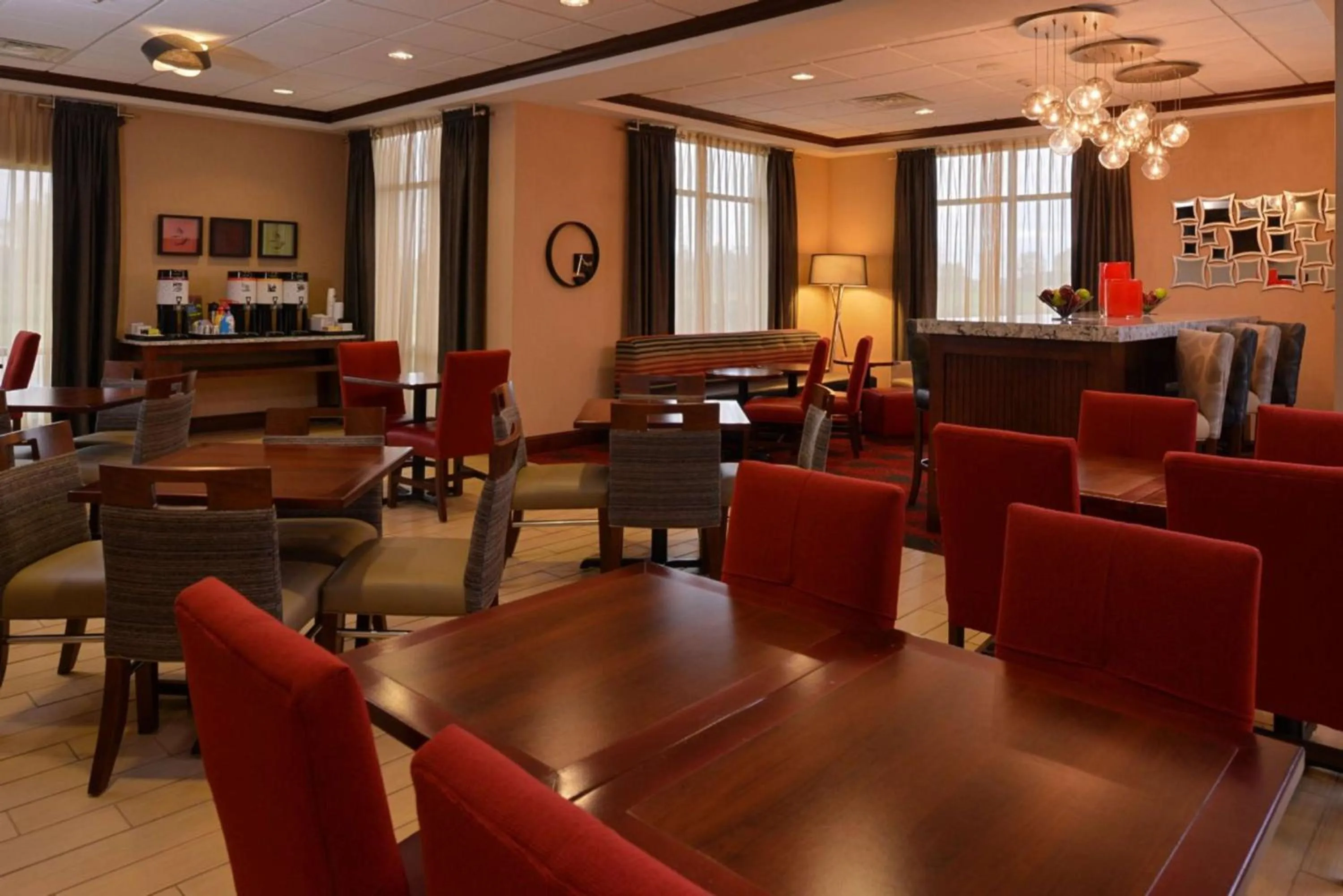 Lobby or reception in Hampton By Hilton Lincoln