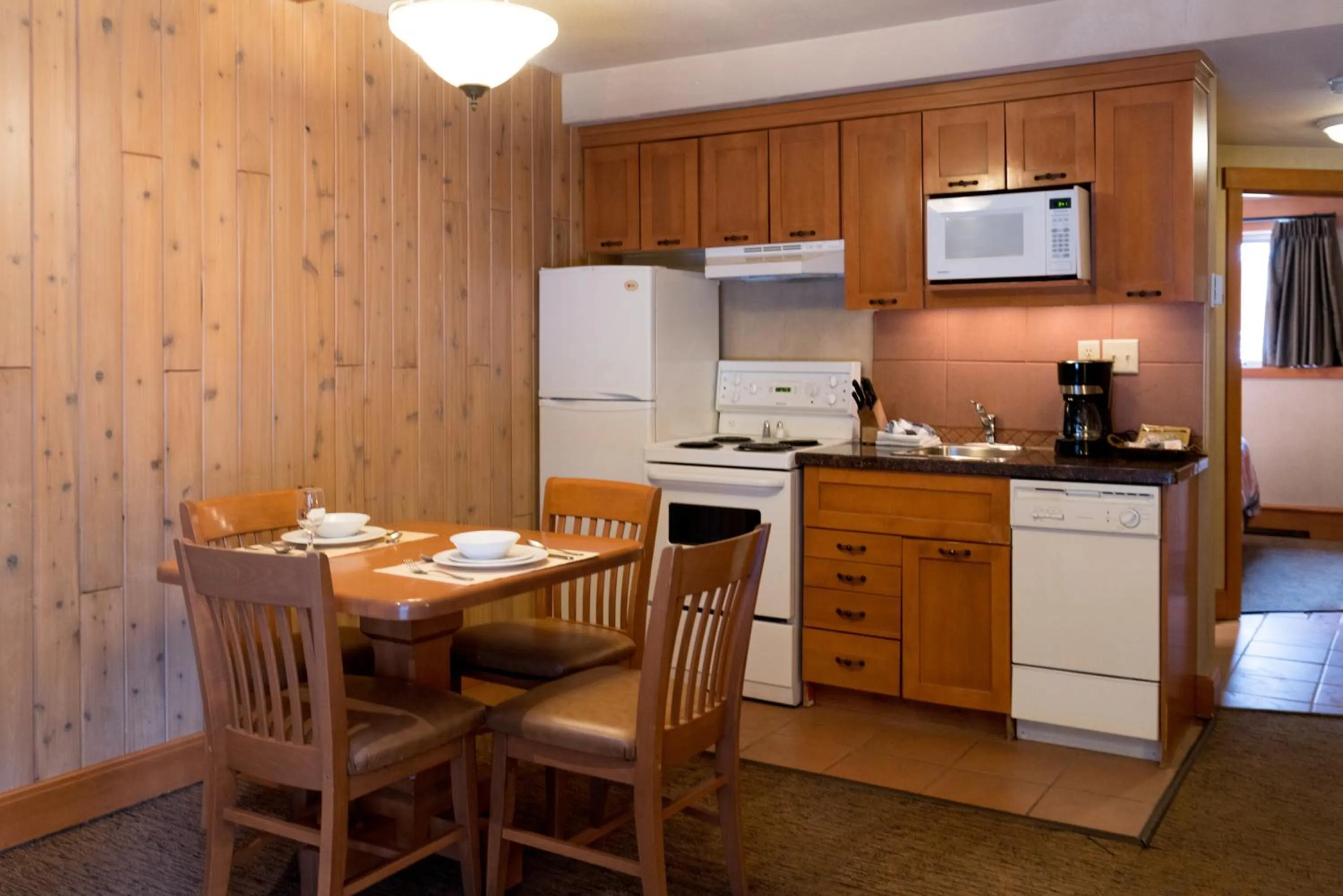 Kitchen or kitchenette in The Hidden Ridge Resort