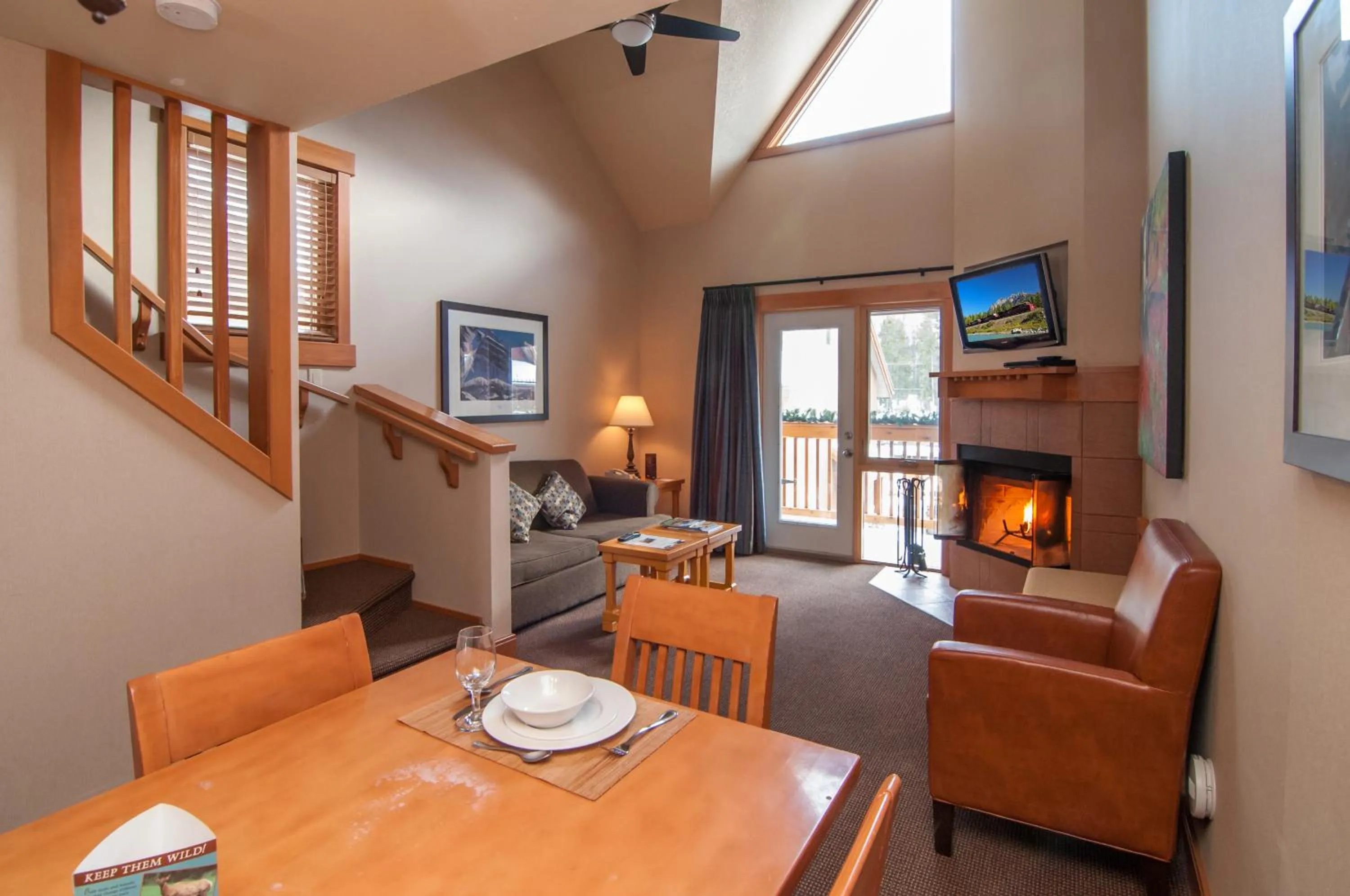 TV and multimedia in The Hidden Ridge Resort