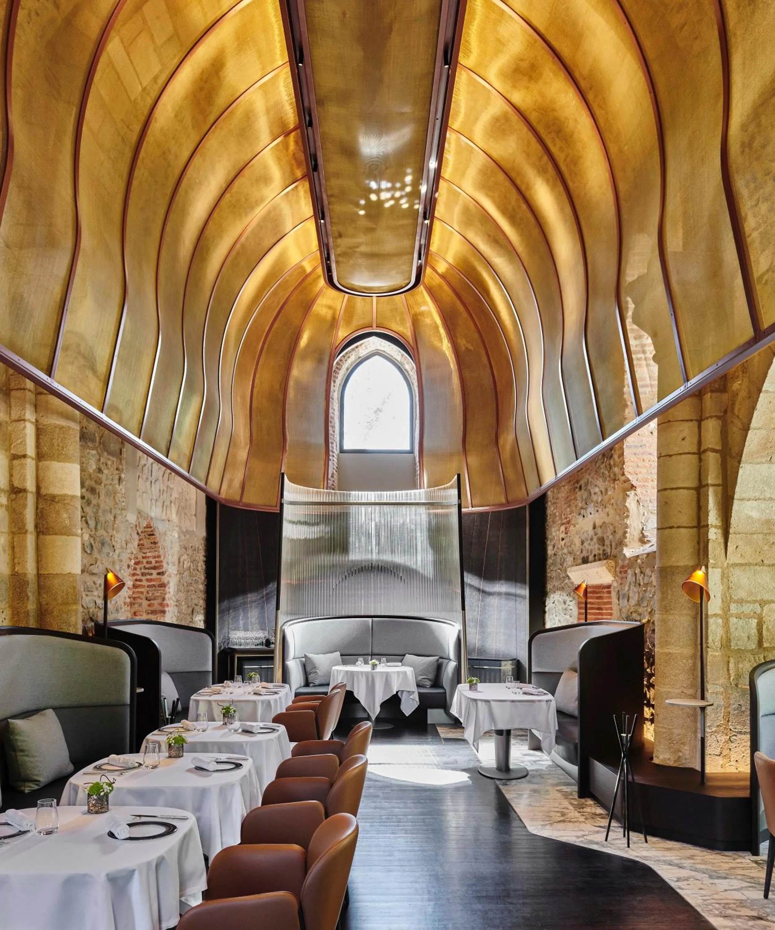 Restaurant/places to eat in Château Saint-Jean, Relais & Châteaux