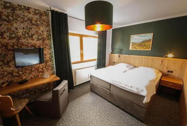 Photo of the whole room, Bed in Hotel Kraus