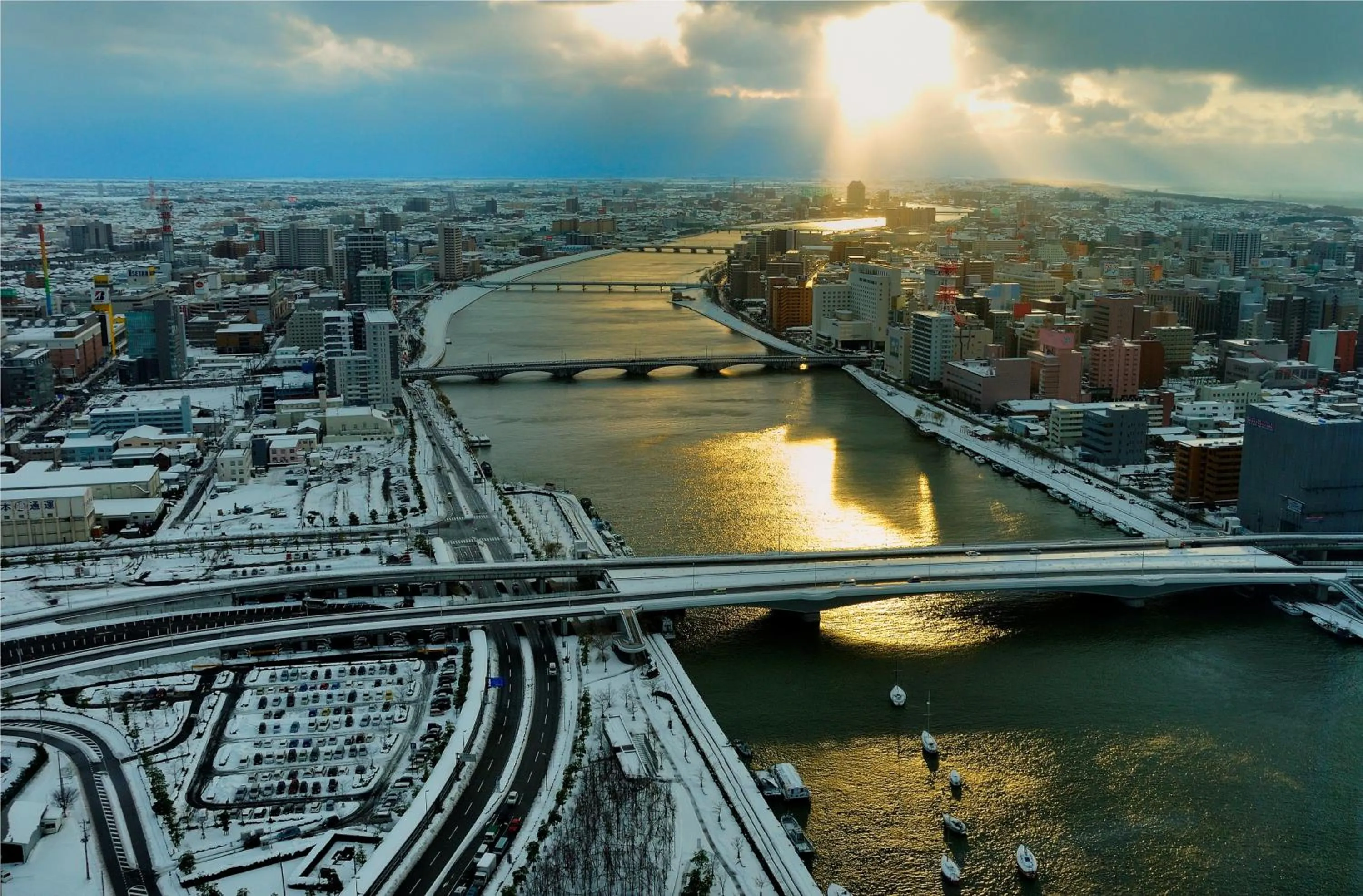 Nearby landmark in Hotel Sunroute Niigata