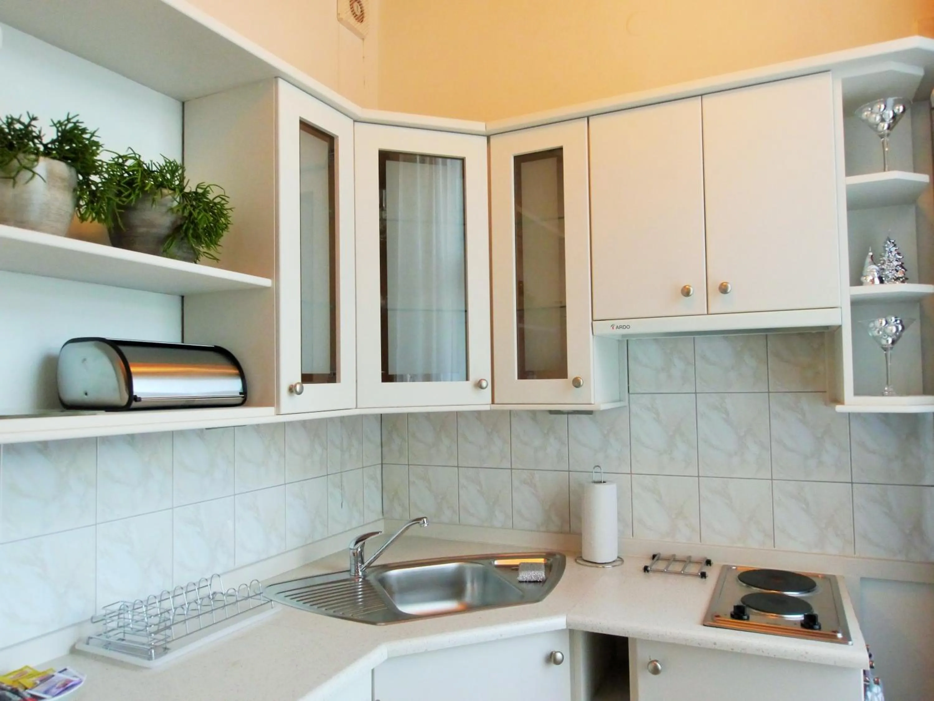 Kitchen or kitchenette in Hotel BAST Wellness & SPA