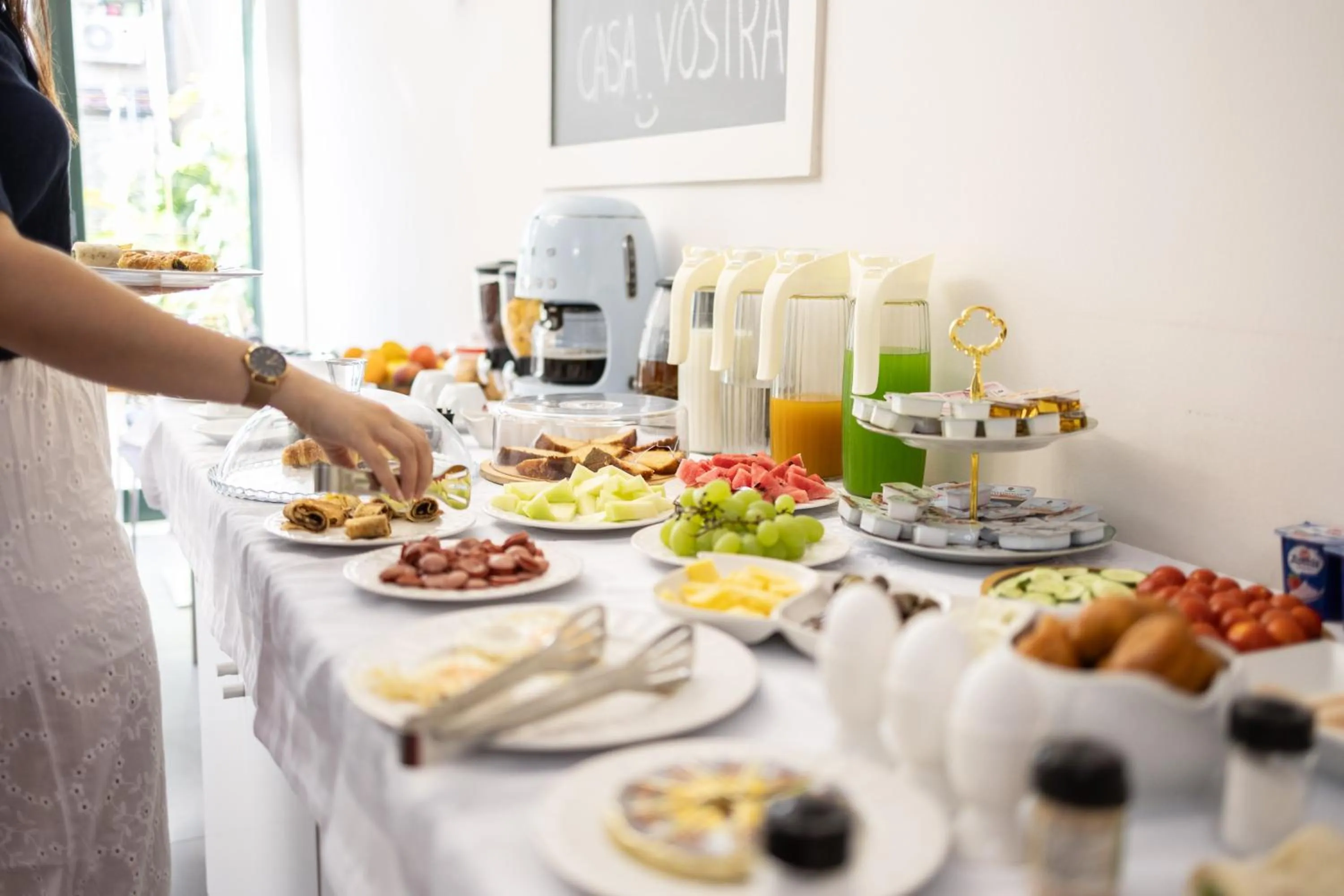Buffet breakfast in Hotel Liqeni