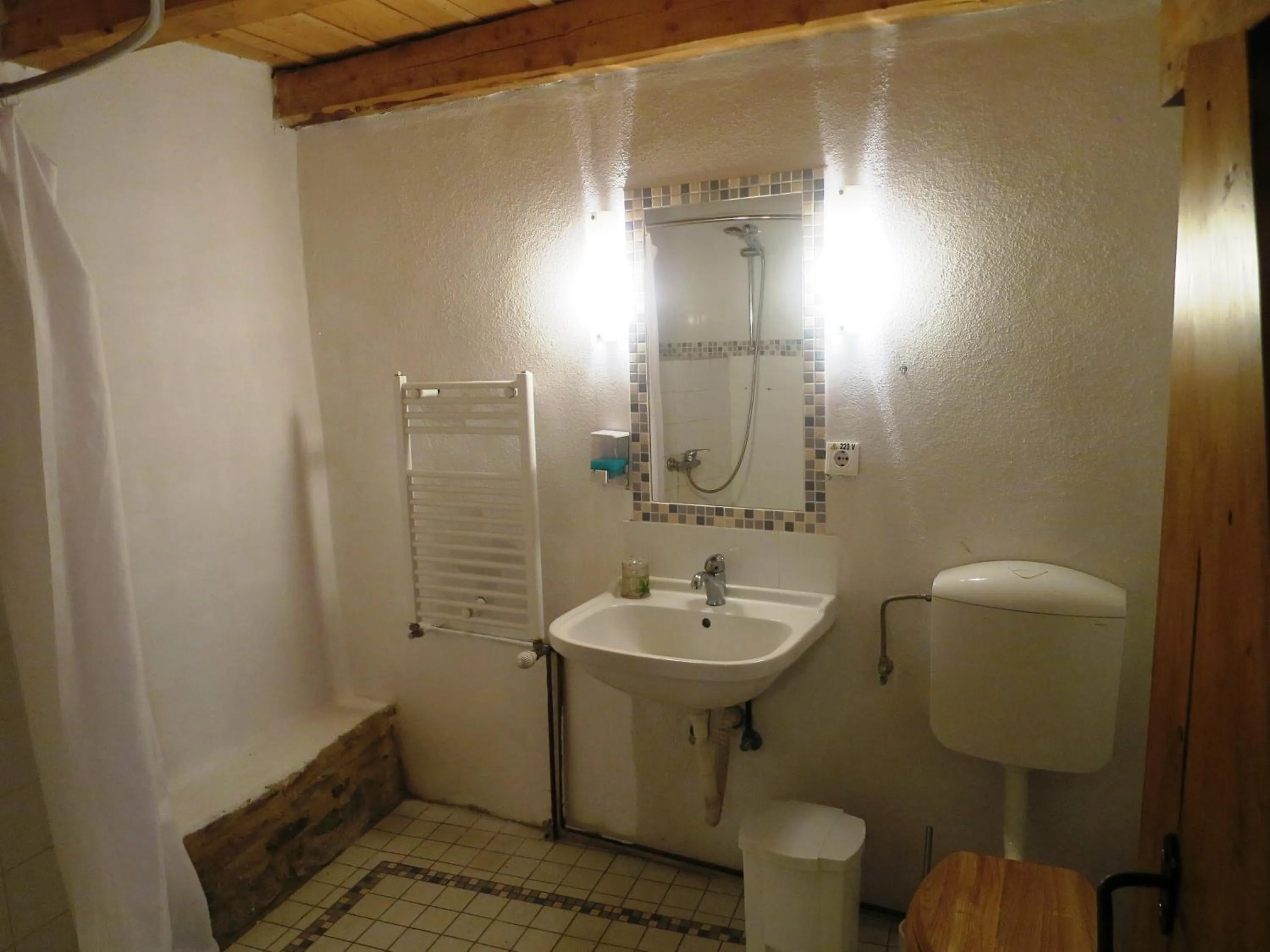 Bathroom in Medieval Apartments Frauendorf