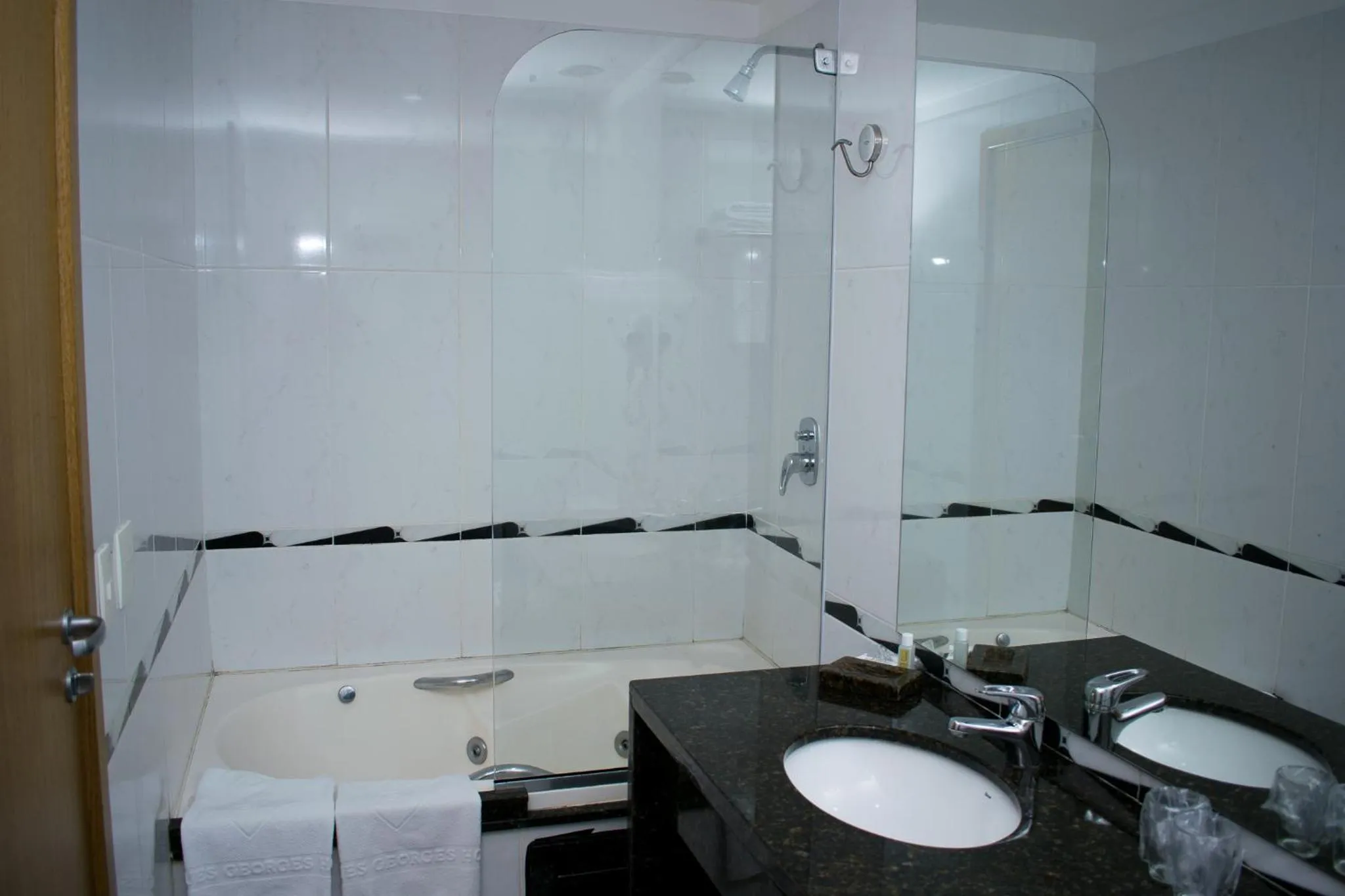 Hot Tub in Jacques Georges Tower