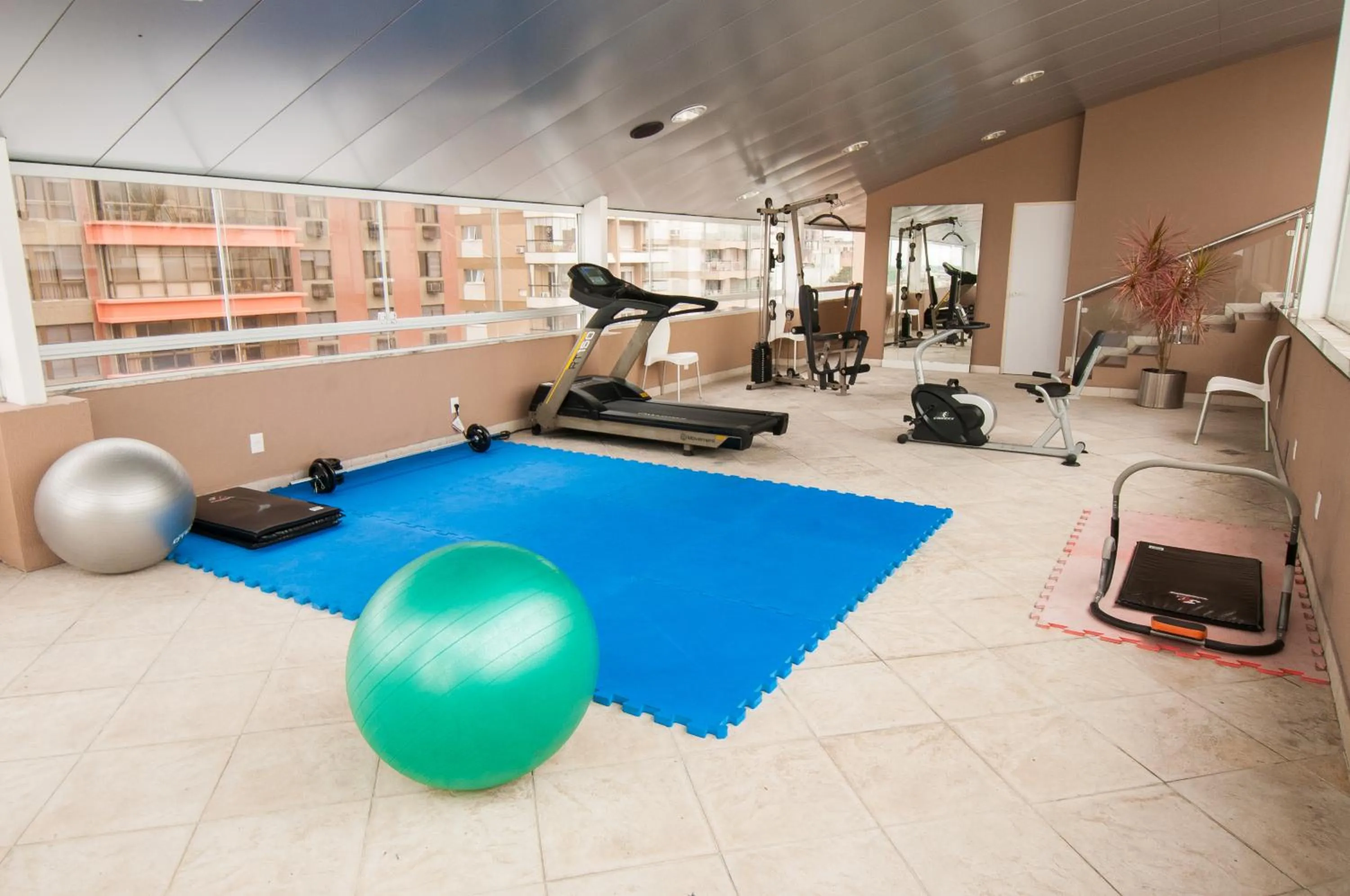 Fitness centre/facilities in Jacques Georges Tower