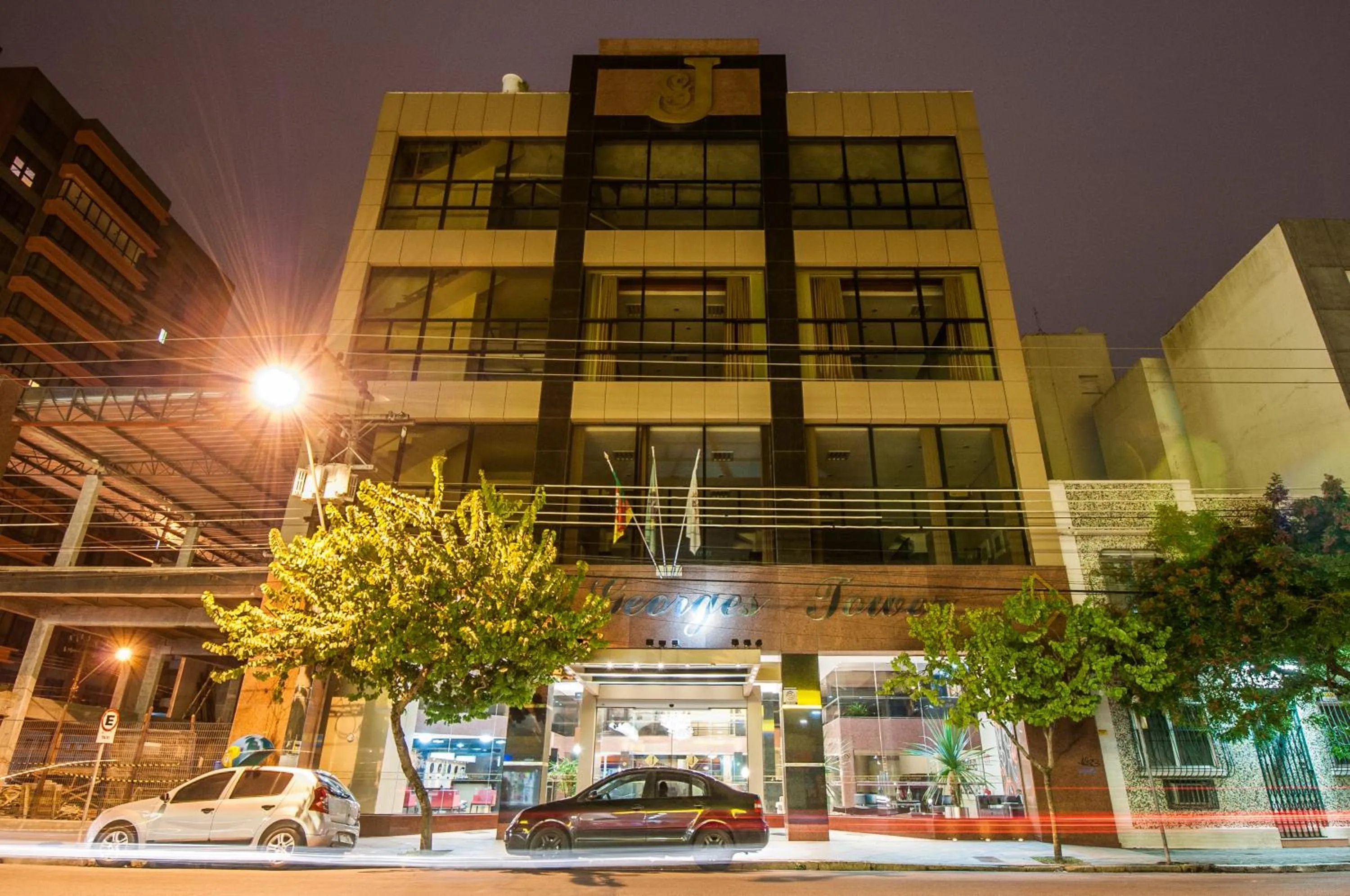 Property building in Jacques Georges Tower