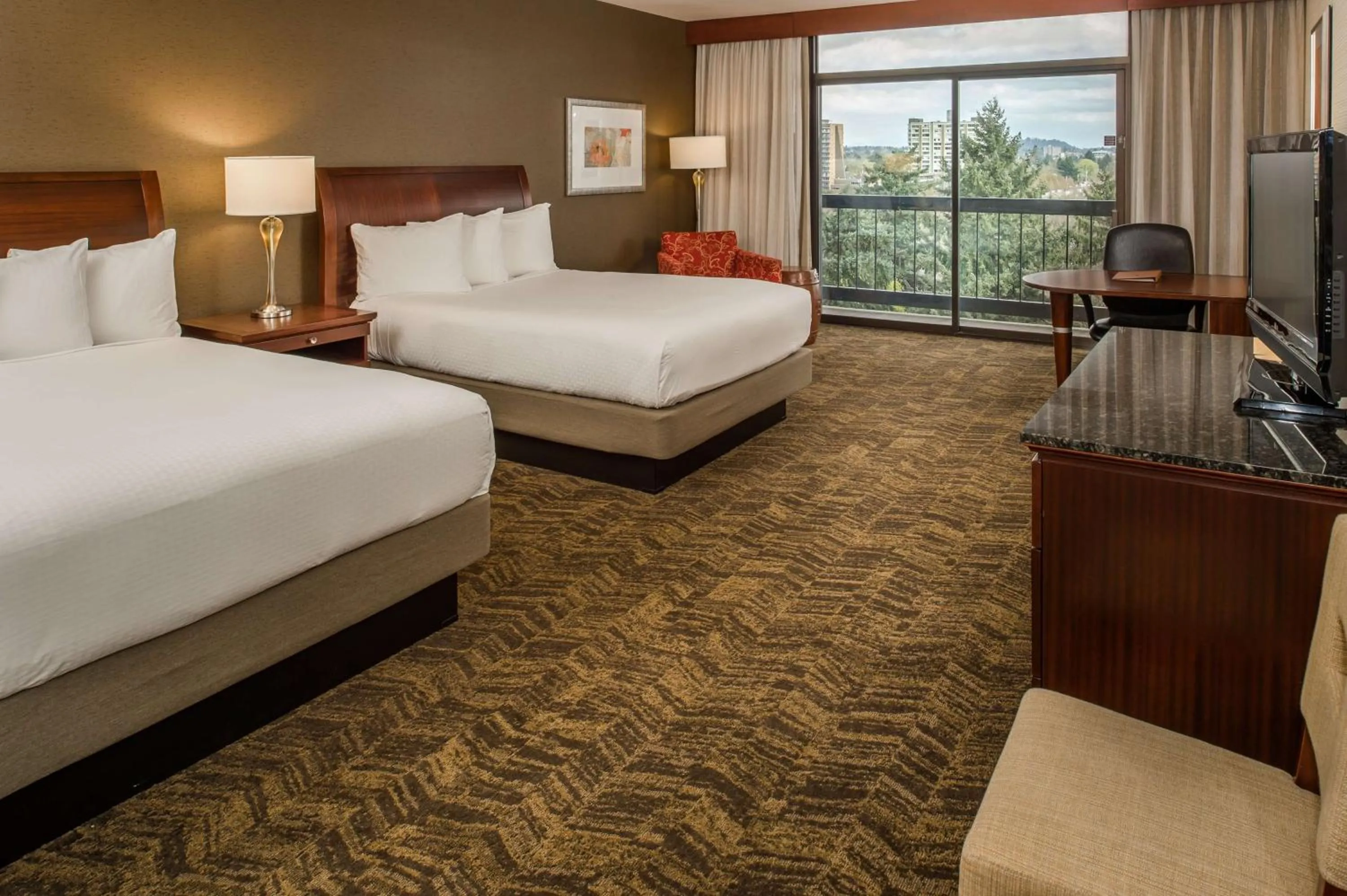 Bedroom, Bed in DoubleTree by Hilton Portland