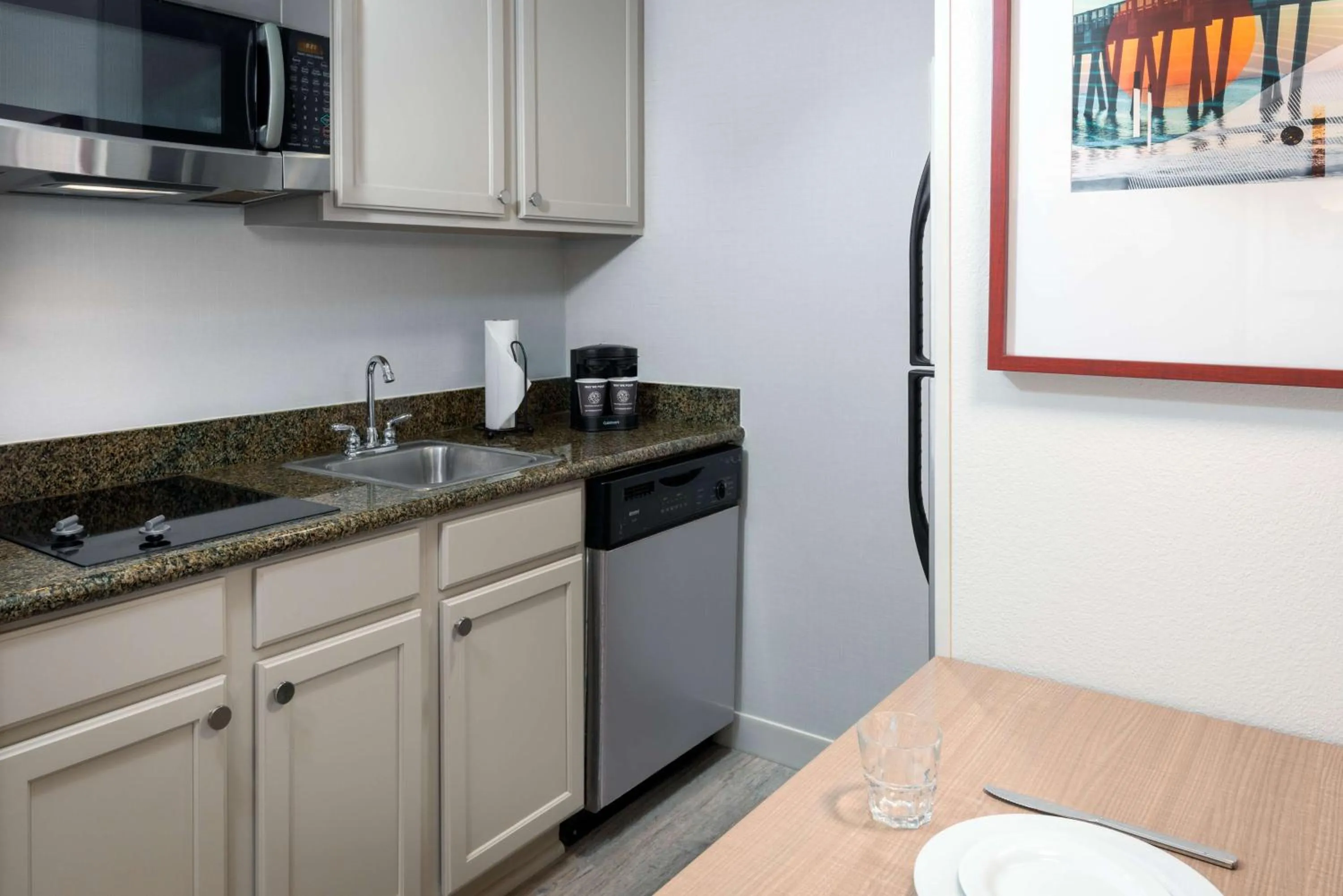 Kitchen or kitchenette in Homewood Suites by Hilton Tampa Airport - Westshore