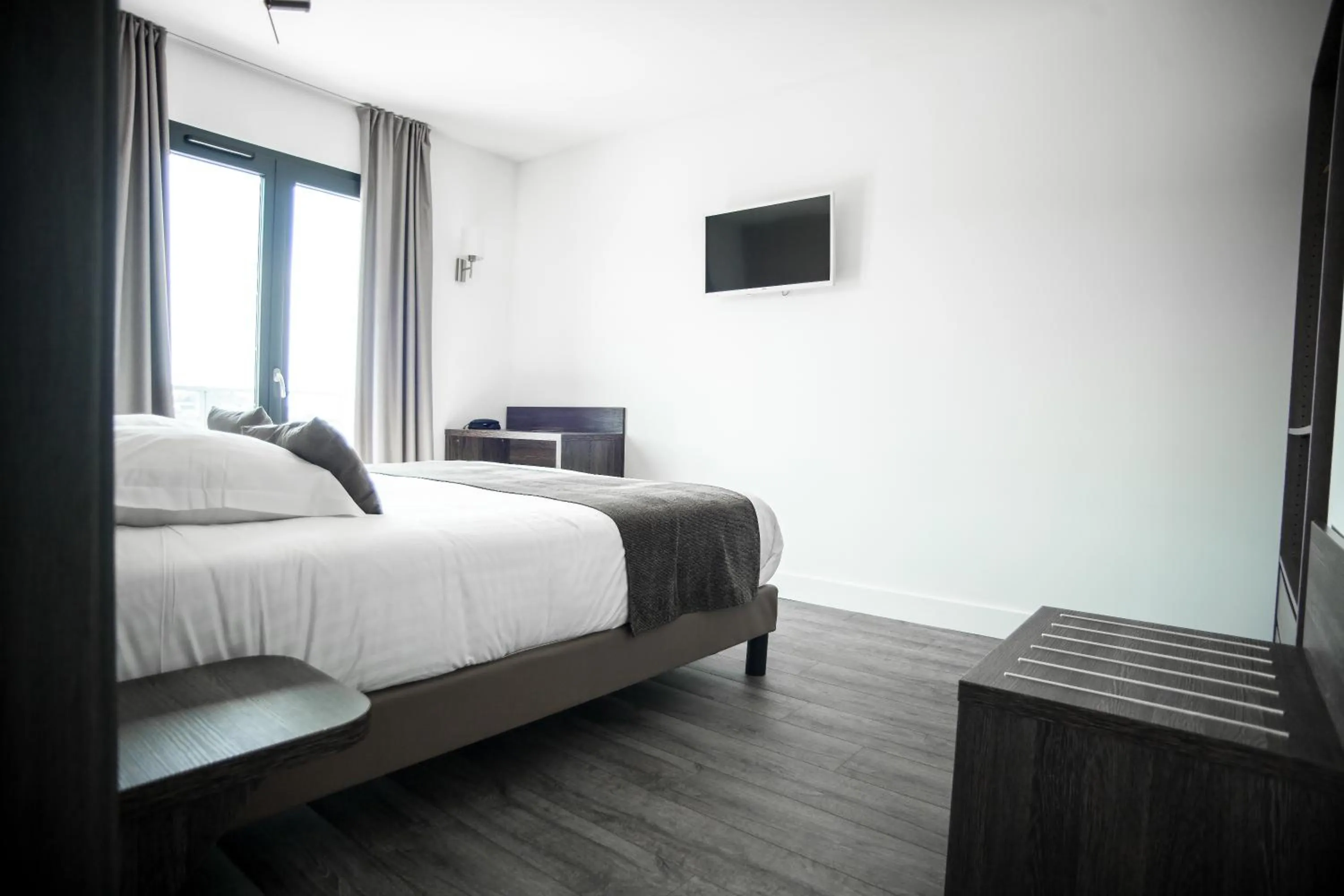 Bed in Hotel Les Galets