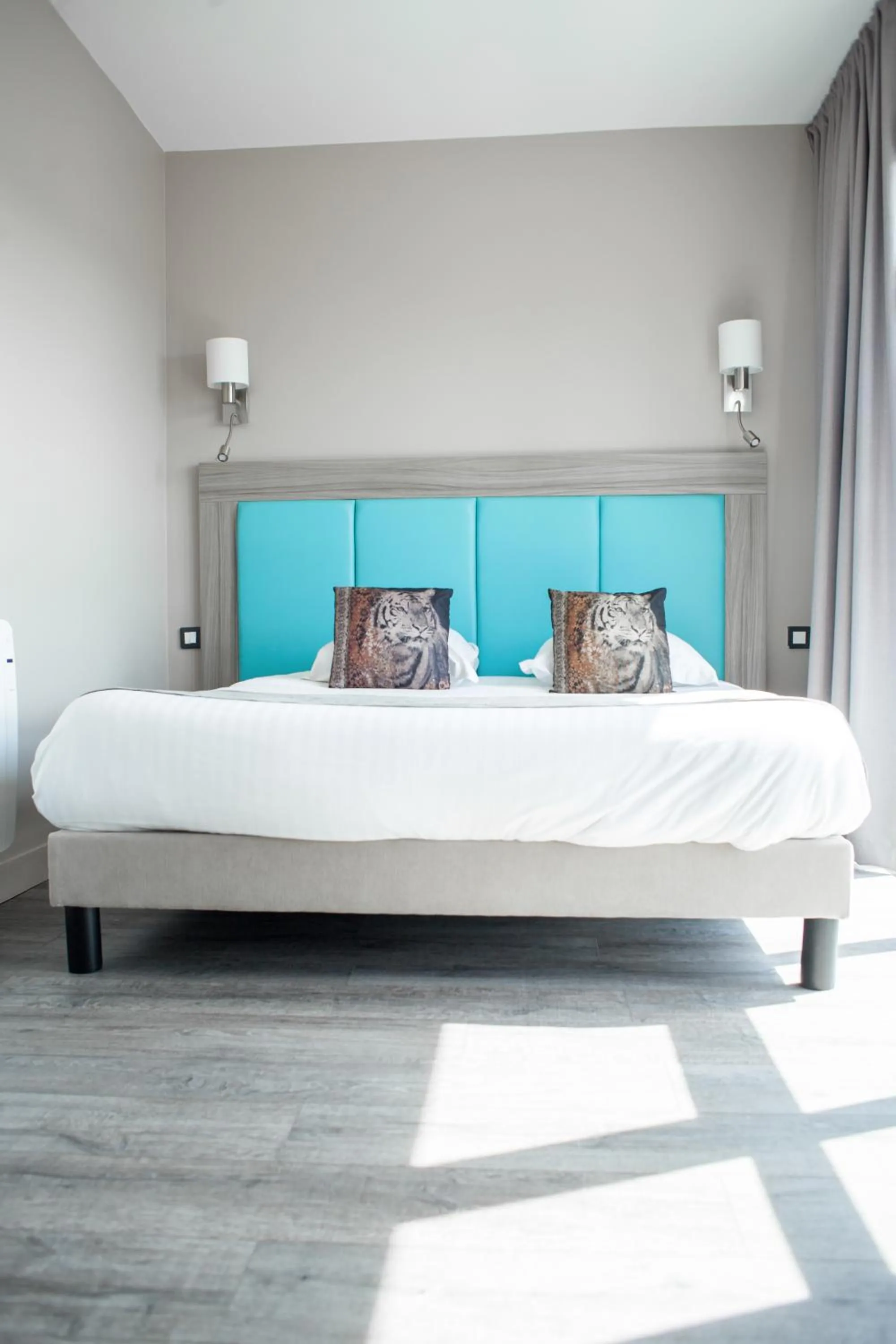 Bed in Hotel Les Galets