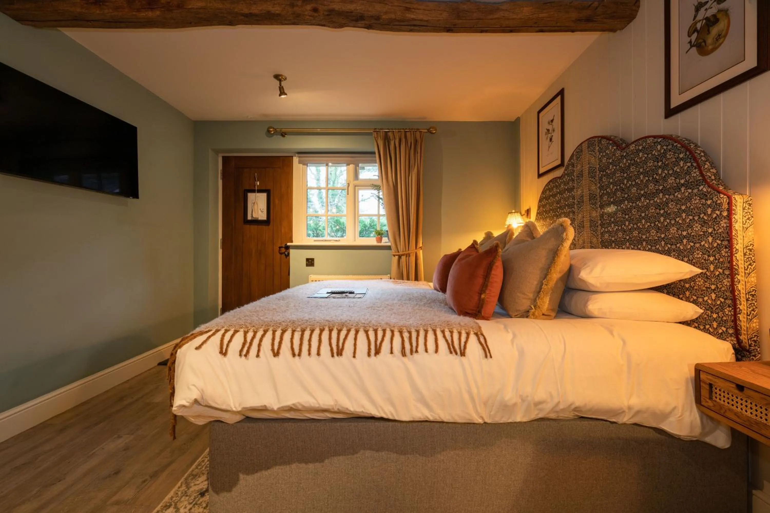 Bed in The Old House Inn