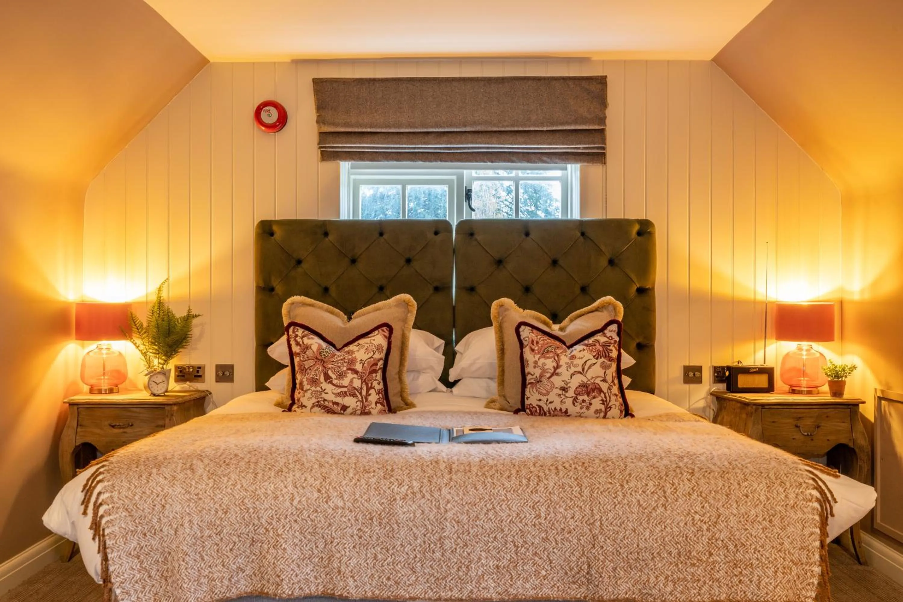 Photo of the whole room, Bed in The Old House Inn