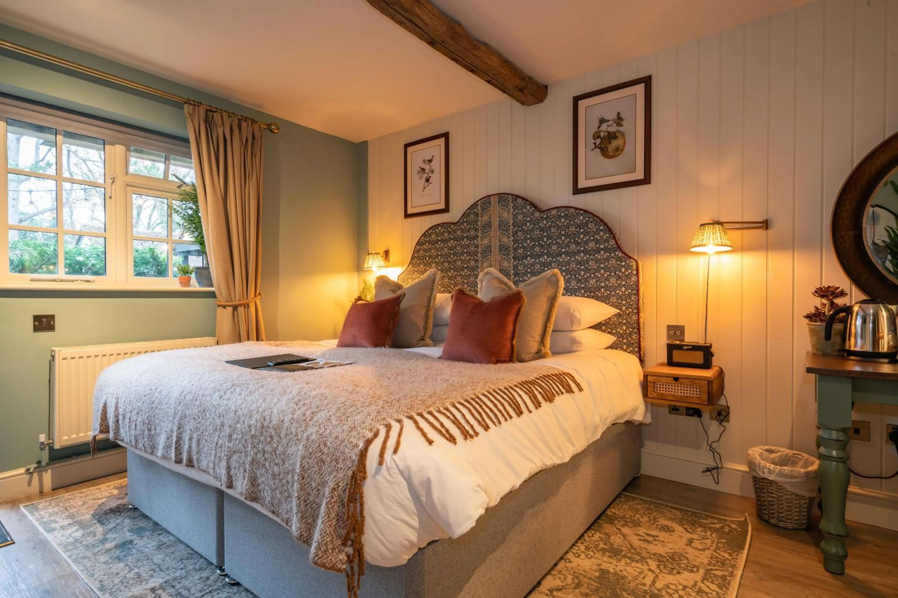 Photo of the whole room, Bed in The Old House Inn