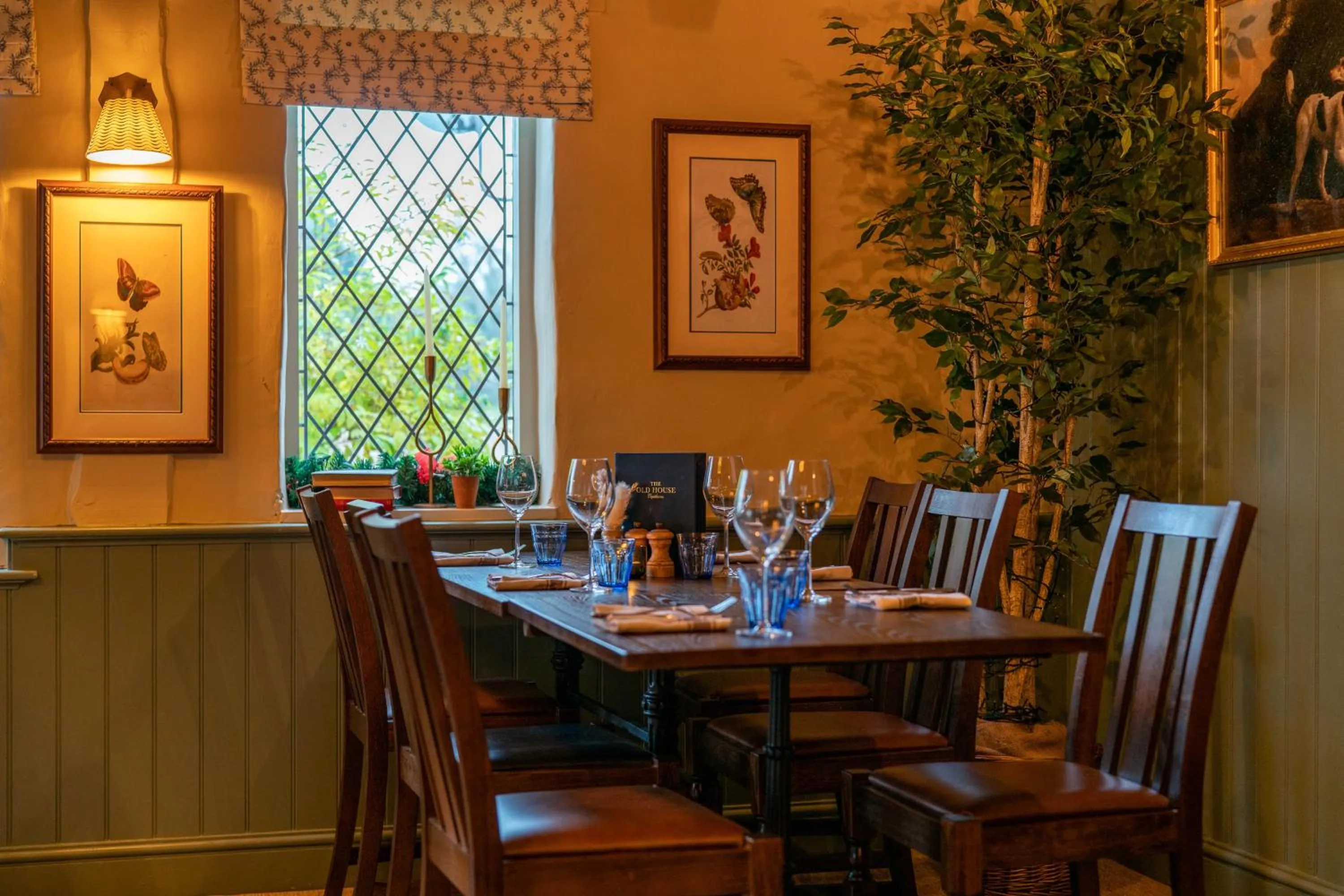 Dining area in The Old House Inn