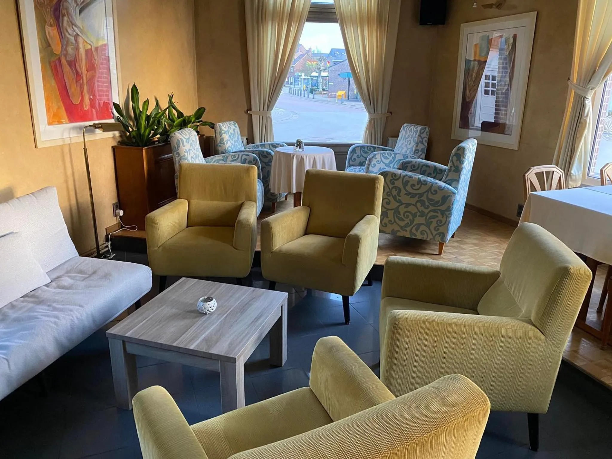 Restaurant/places to eat in Hotel Hooghuys