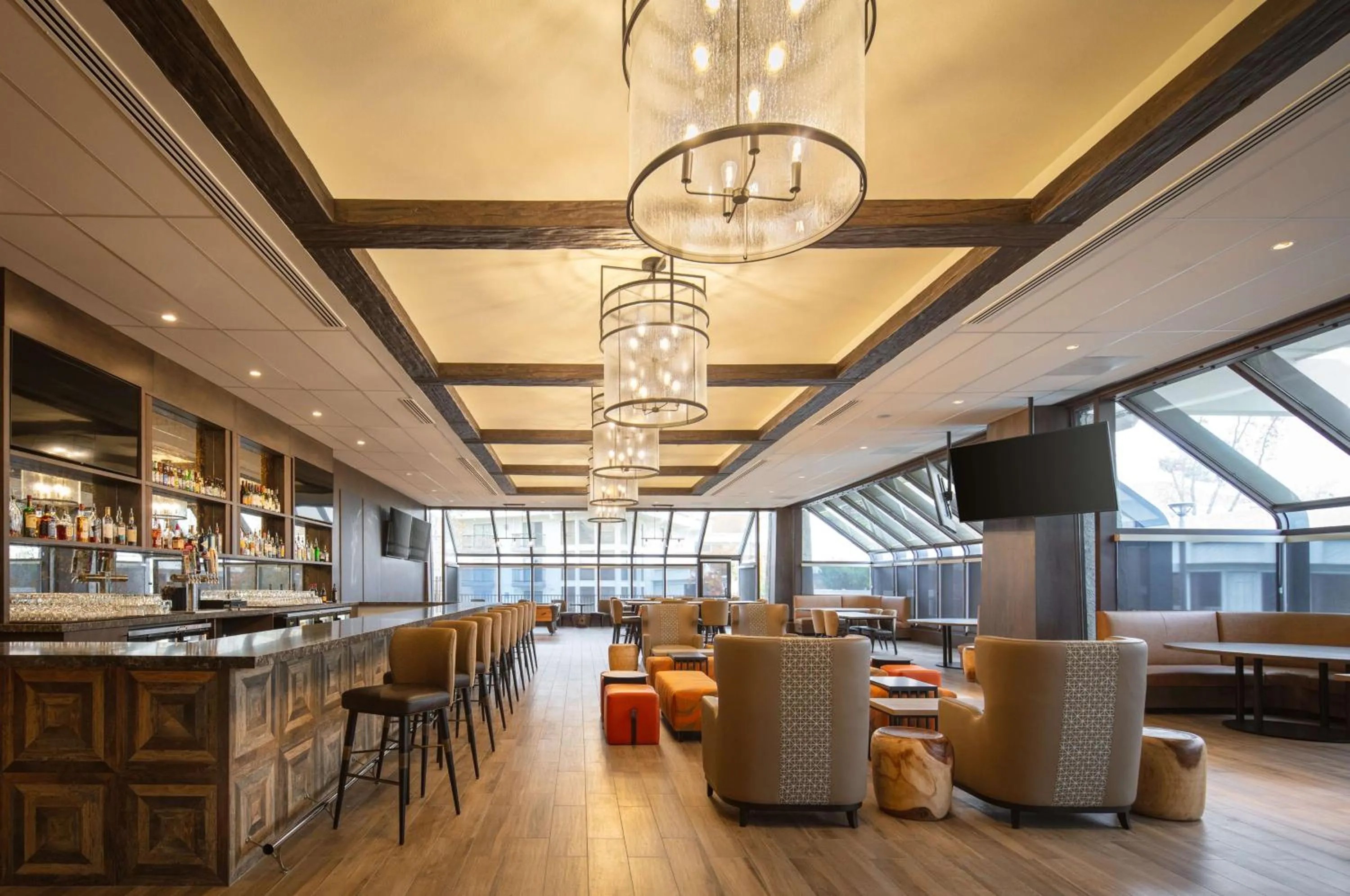 Lounge or bar in DoubleTree By Hilton Sacramento