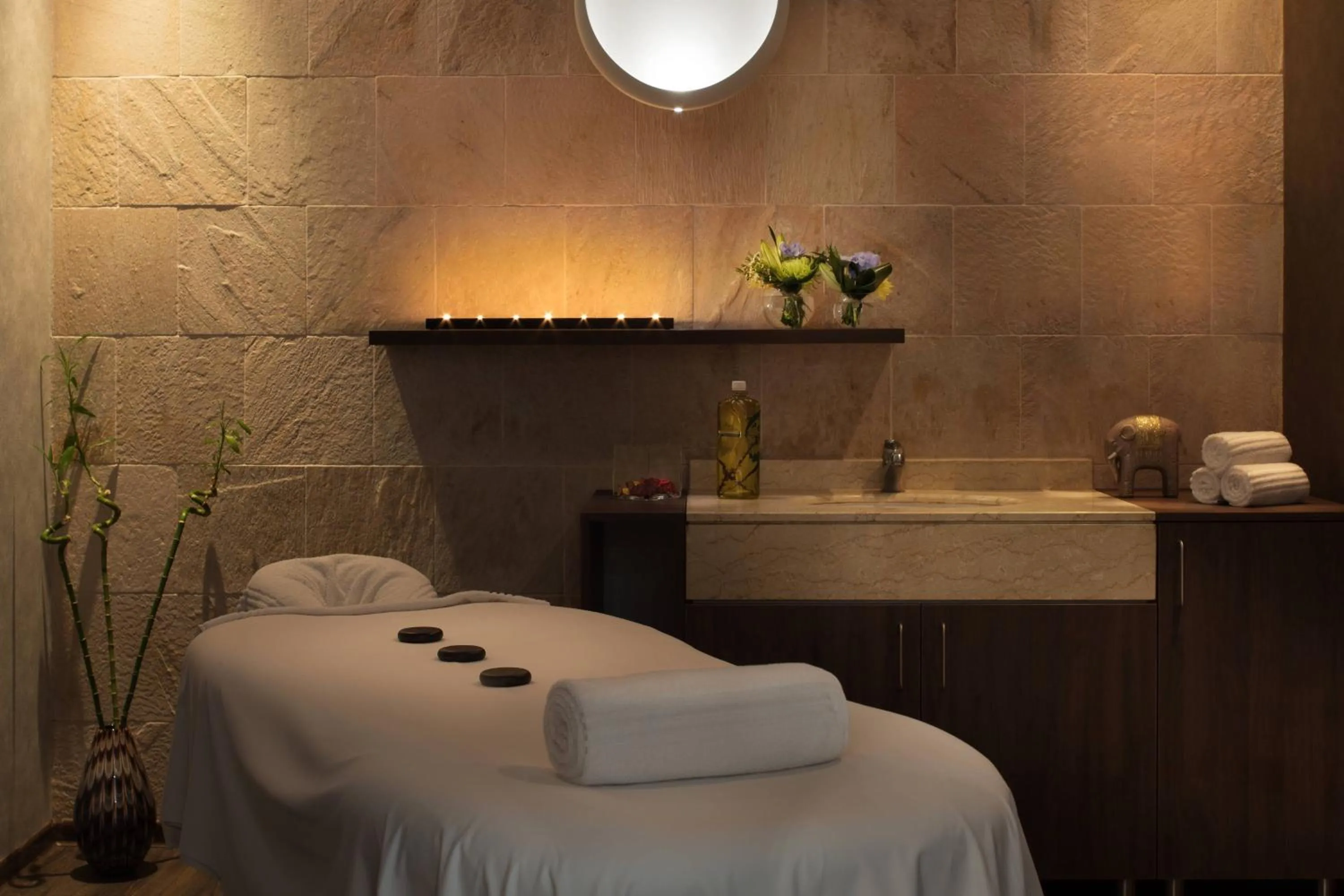 Spa and wellness centre/facilities in Renaissance by Crystall